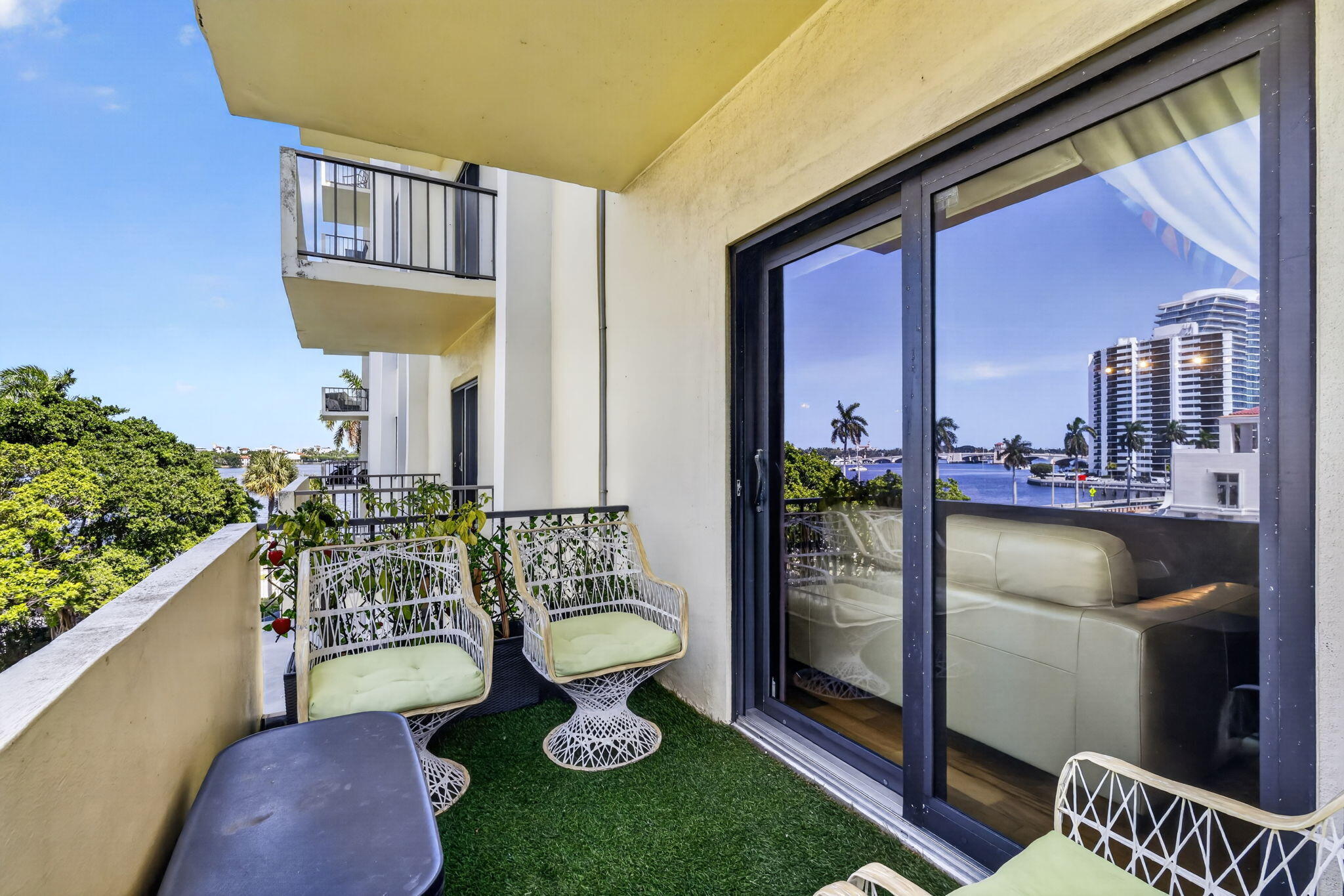1501 S FLAGLER Drive 4B