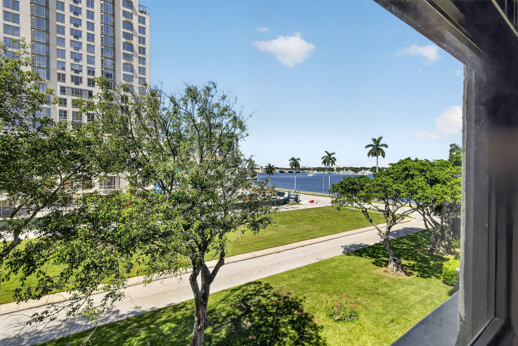 1501 S FLAGLER Drive 4B