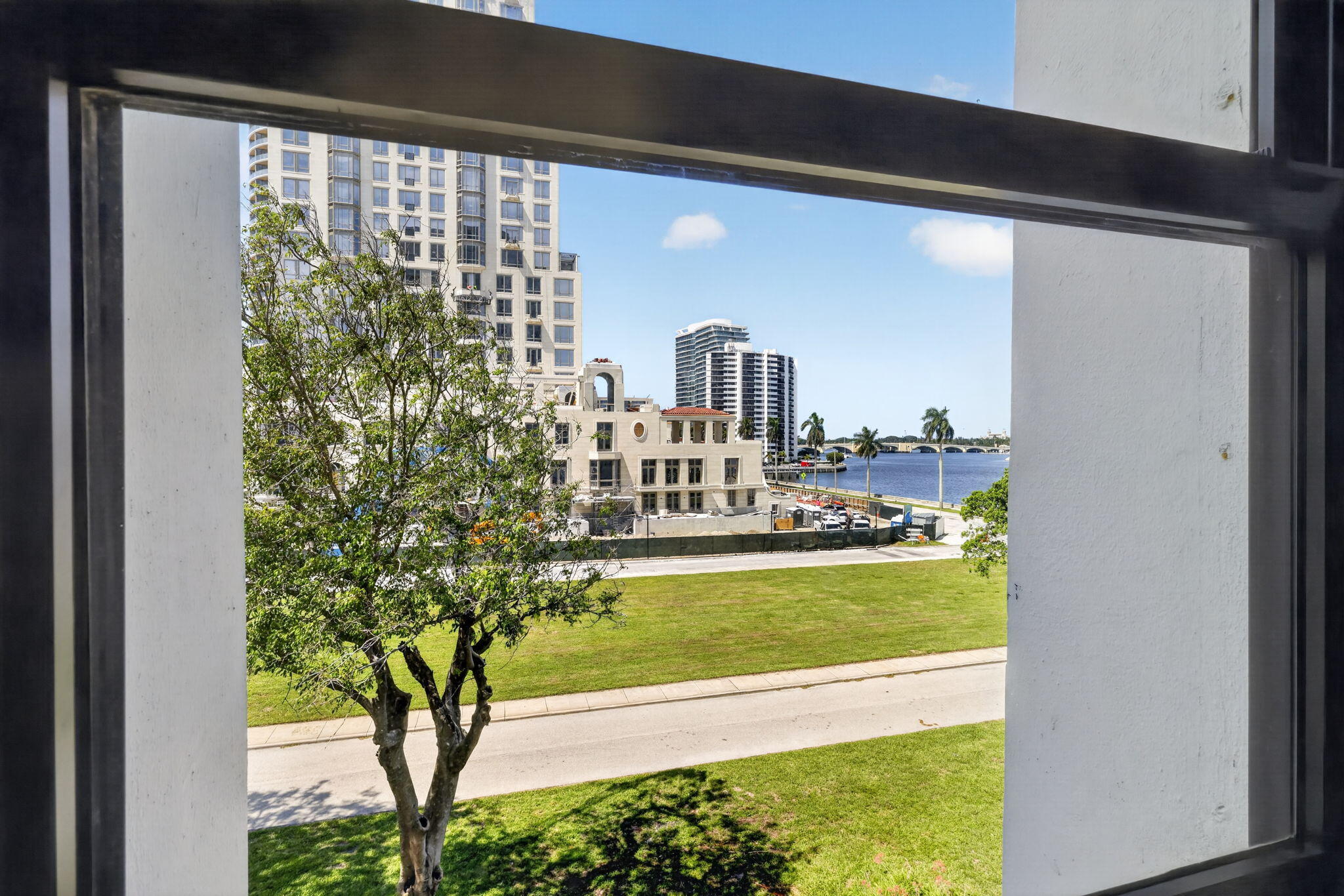 1501 S FLAGLER Drive 4B