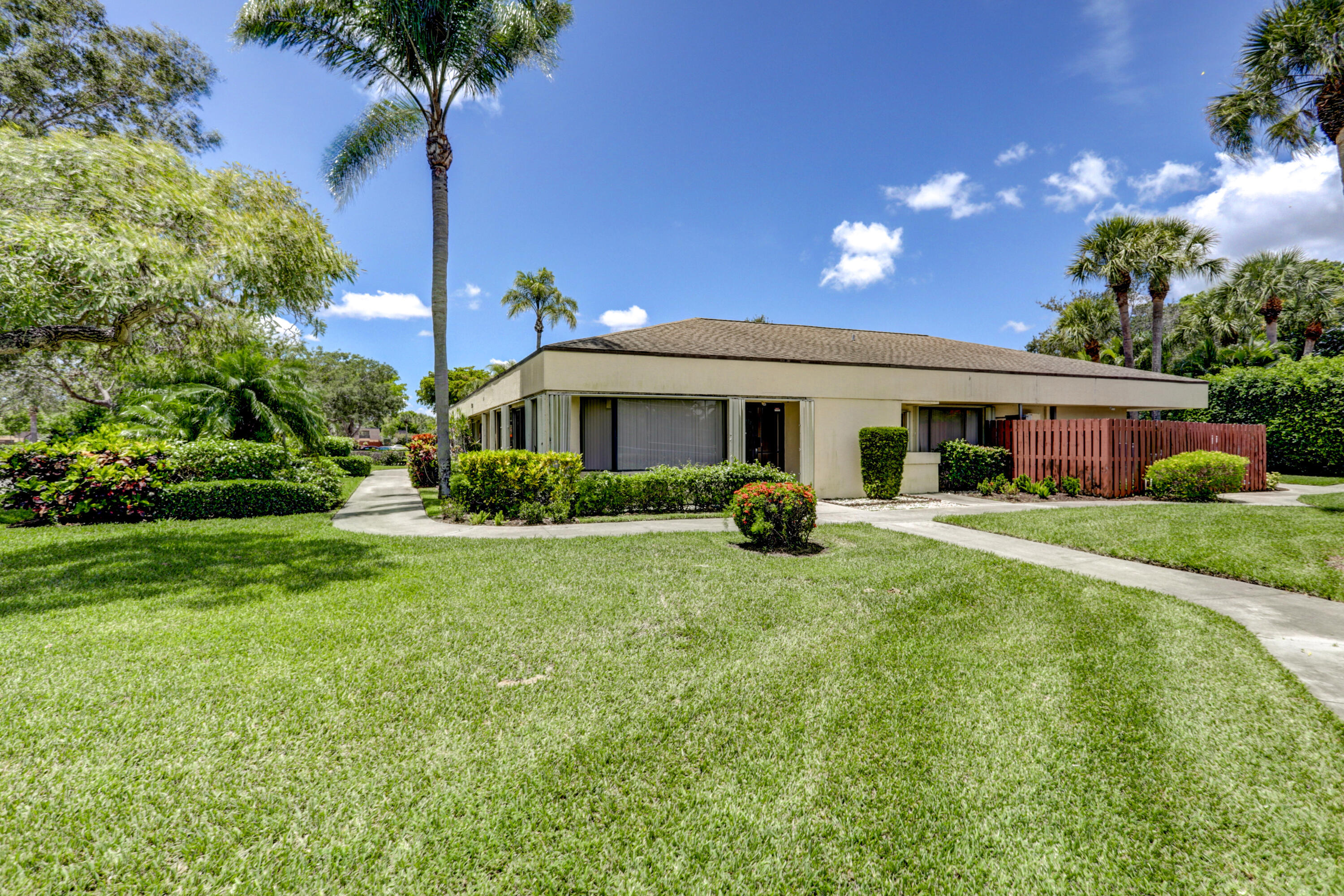 2910 SW 22nd Circle 212d