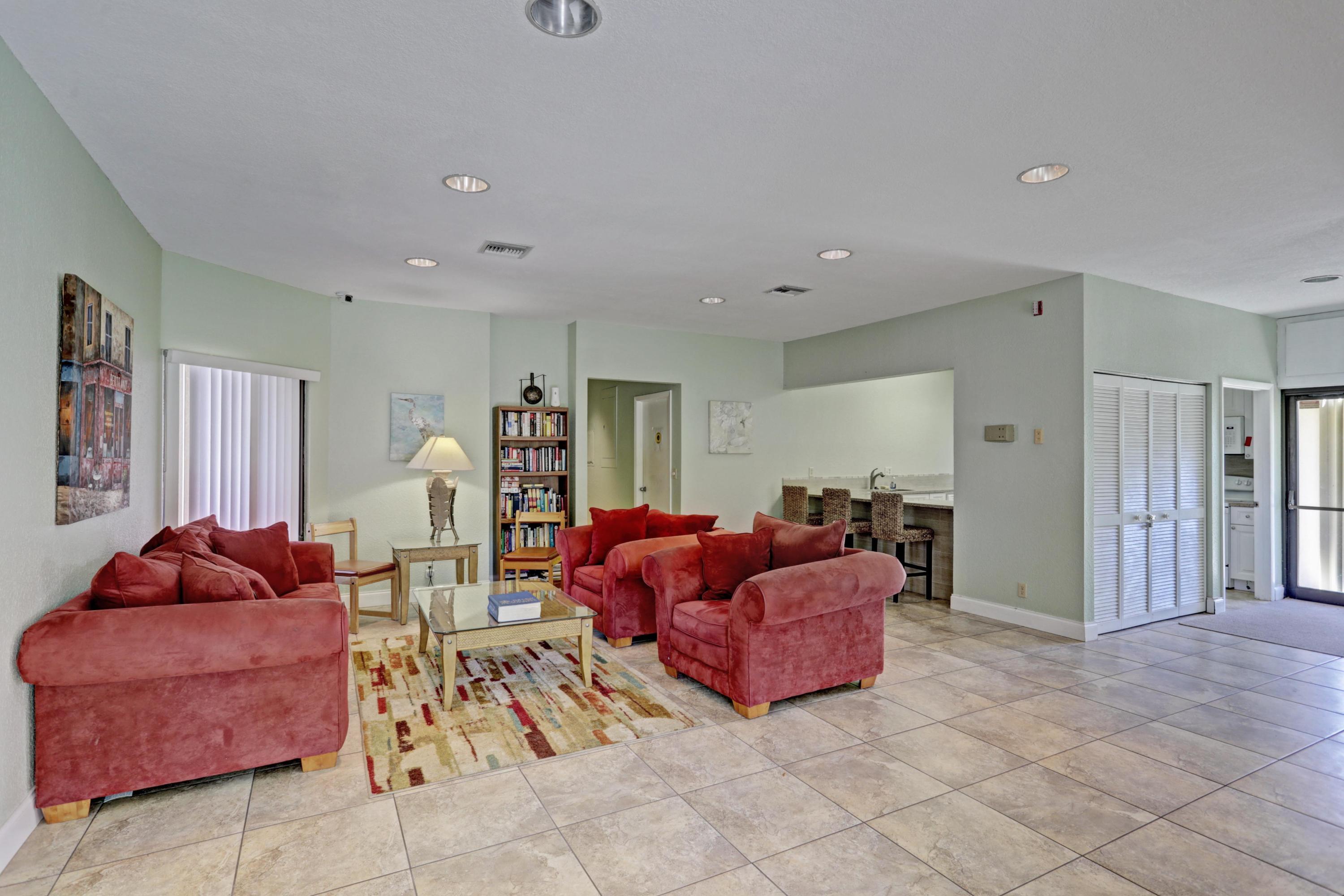 2910 SW 22nd Circle 212d
