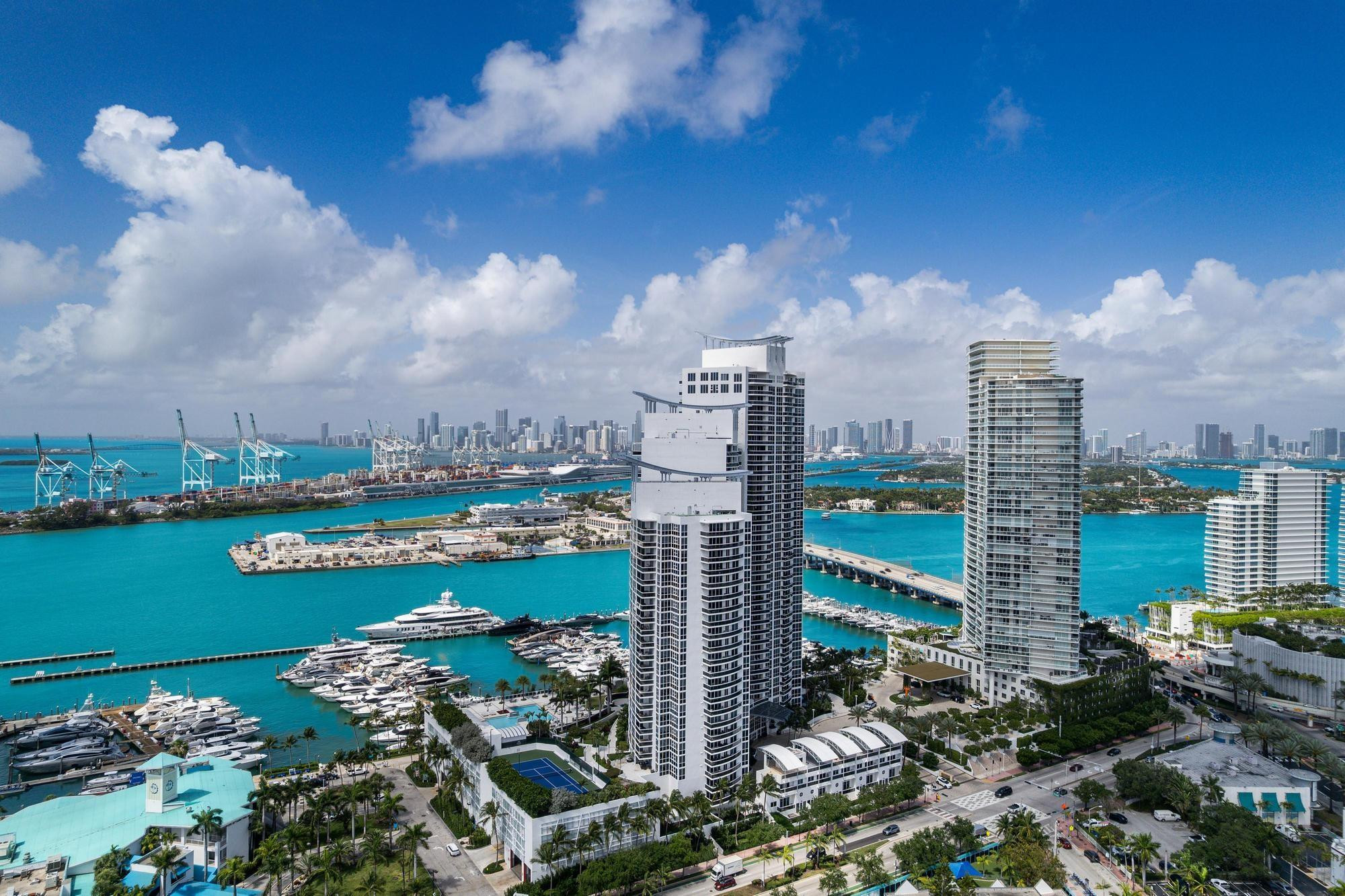 400 ALTON ROAD 2208