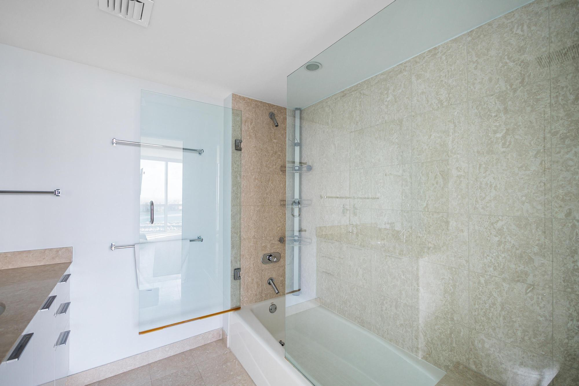 400 ALTON ROAD 2208