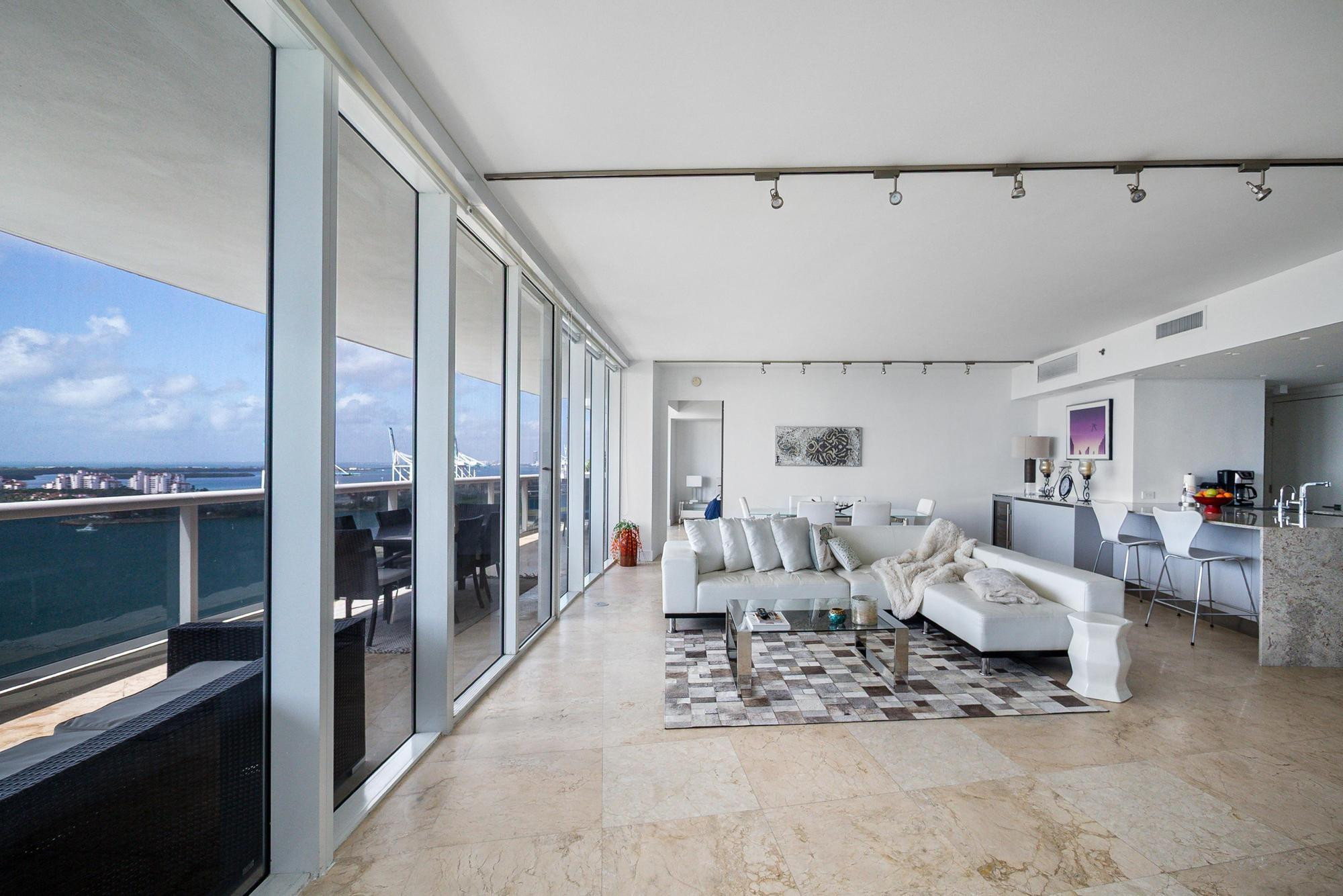400 ALTON ROAD 2208