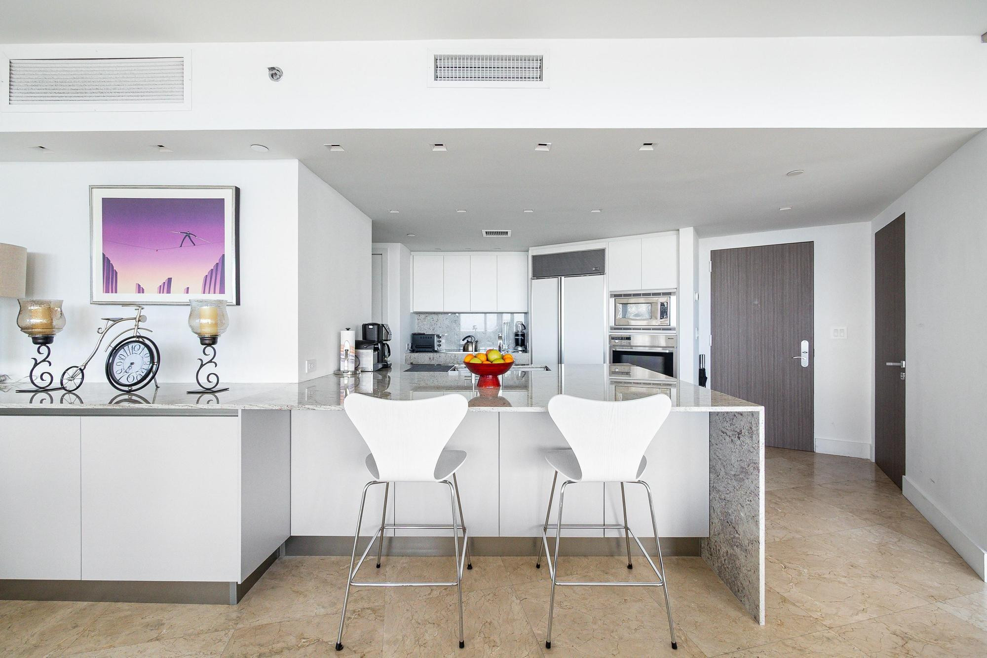 400 ALTON ROAD 2208