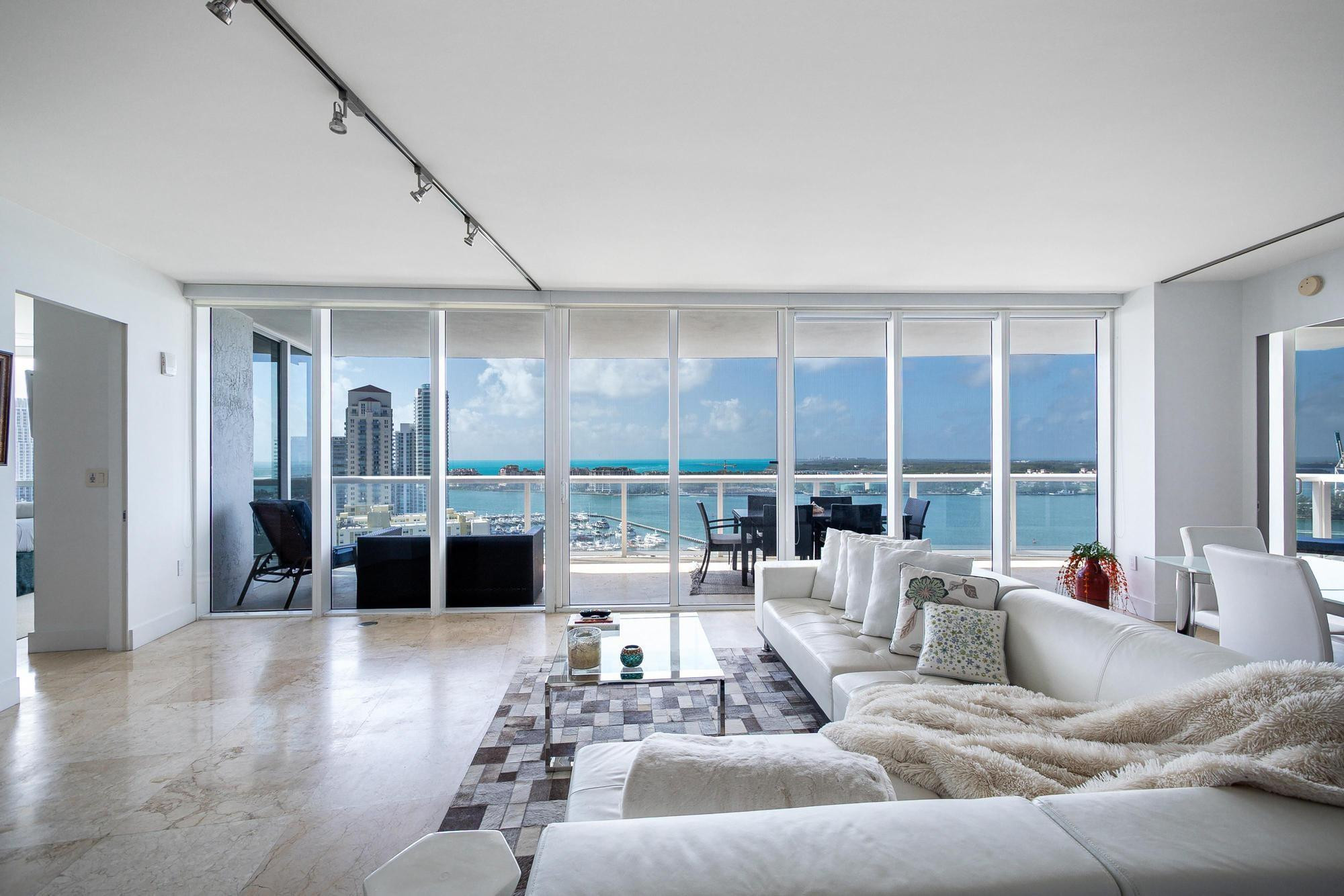 400 ALTON ROAD 2208