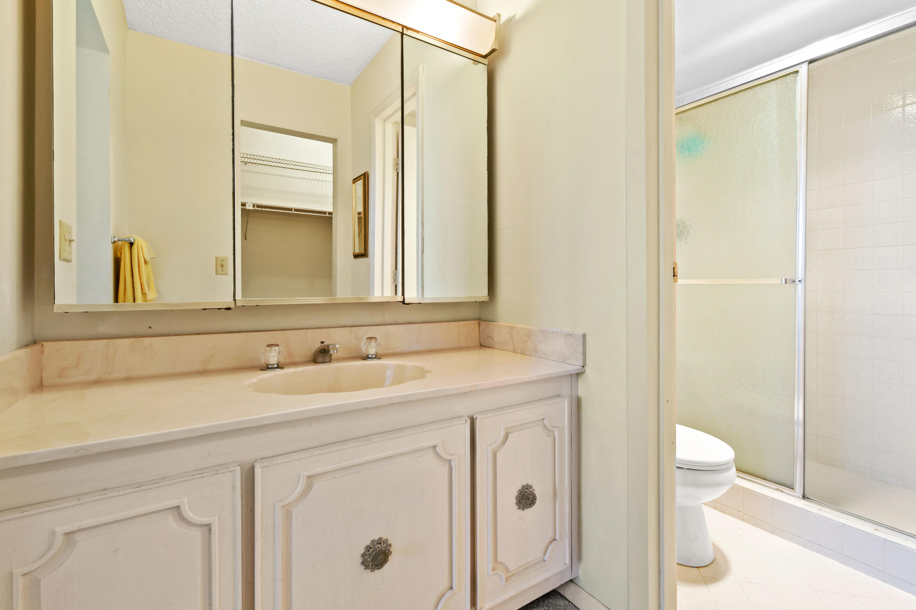 336 Golfview Road 401