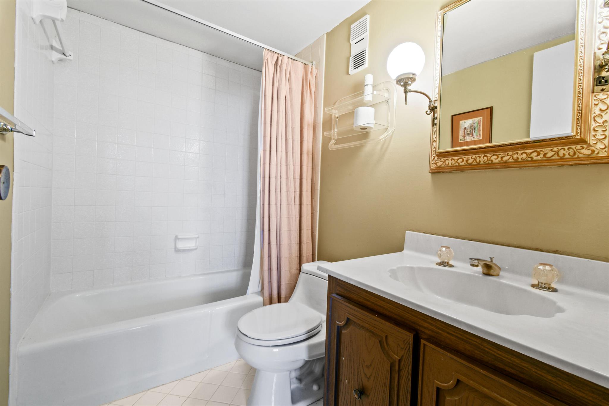 336 Golfview Road 401