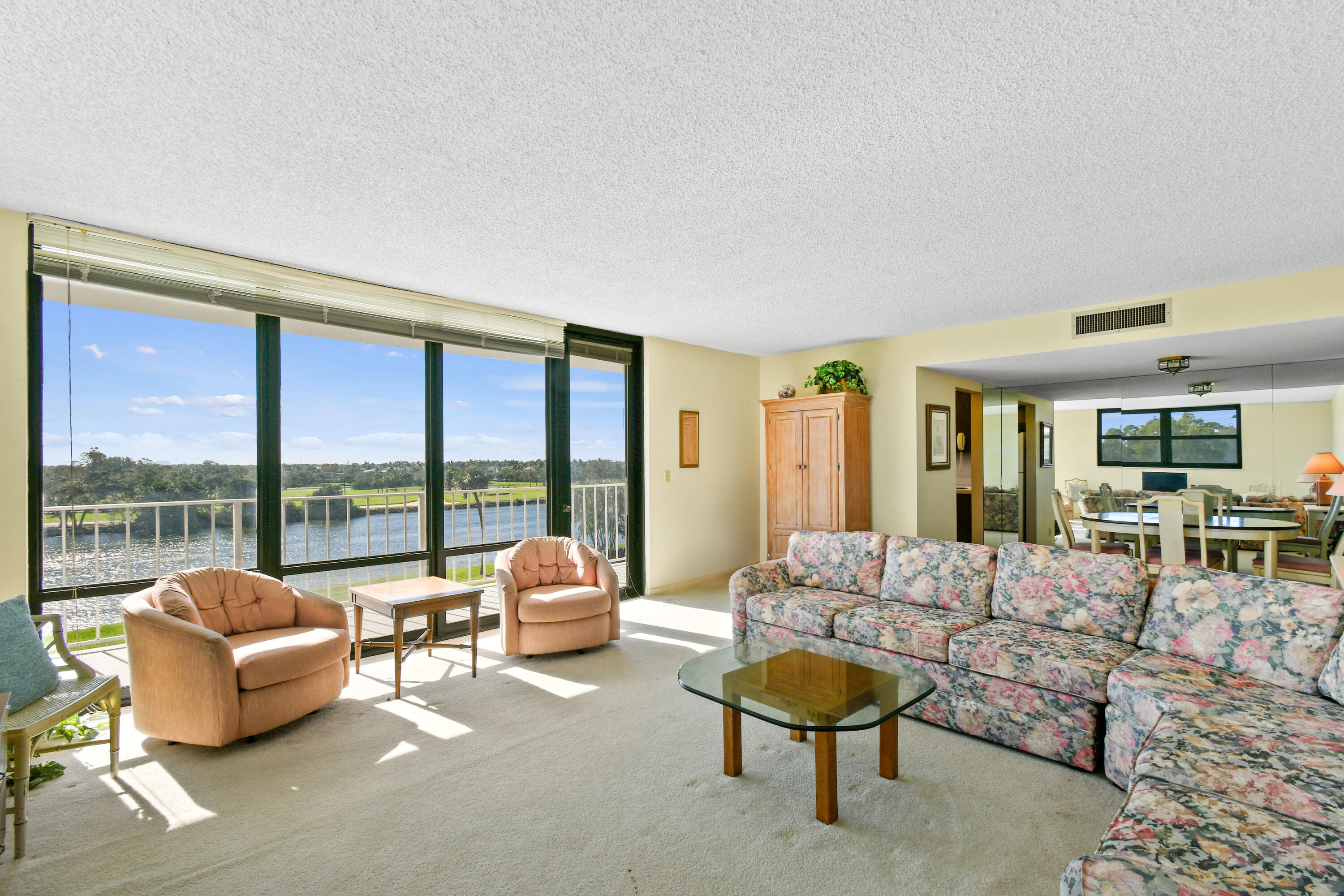 336 Golfview Road 401