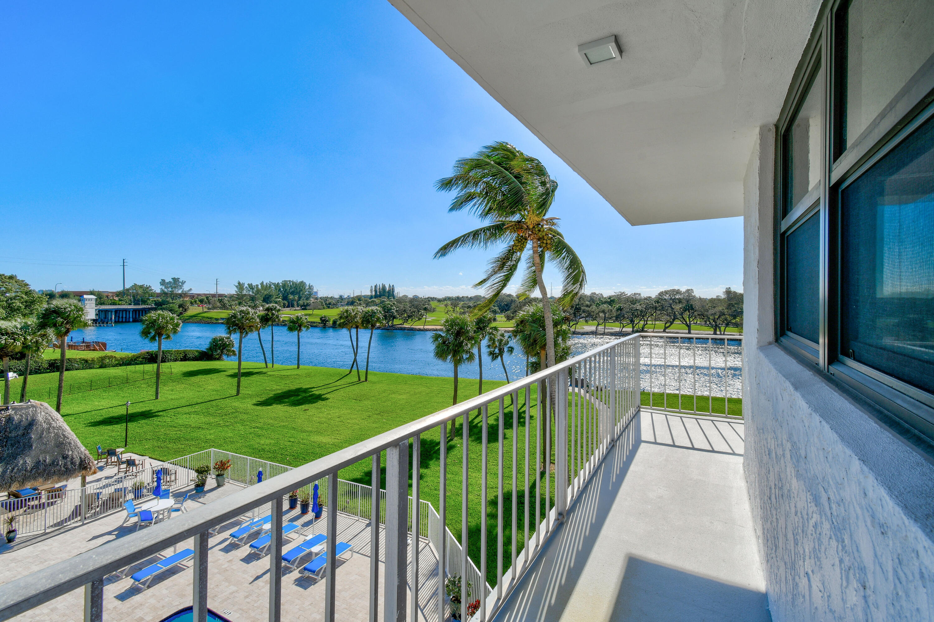 336 Golfview Road 401