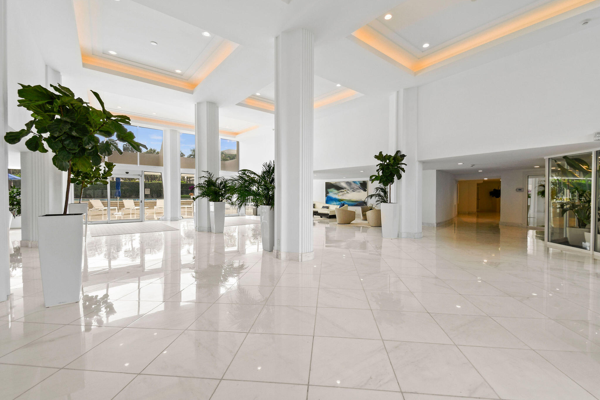 100 Sunrise Avenue 219