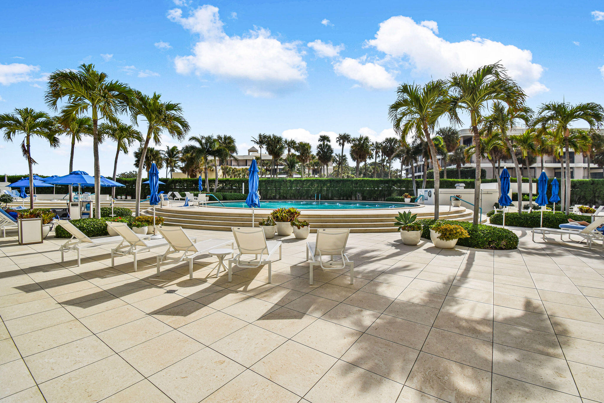 100 Sunrise Avenue 219