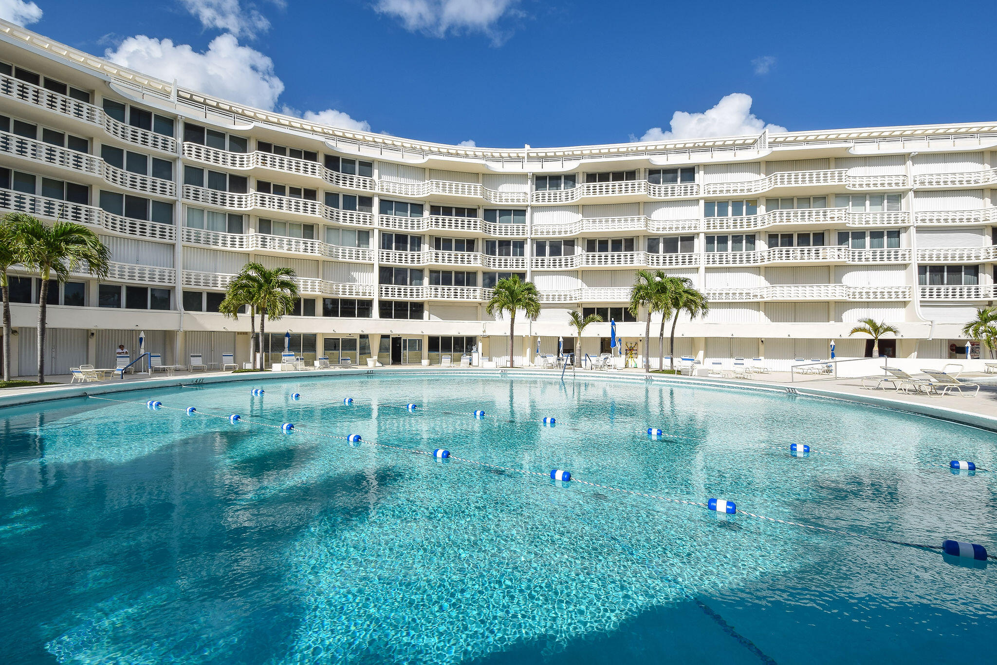 100 Sunrise Avenue 219