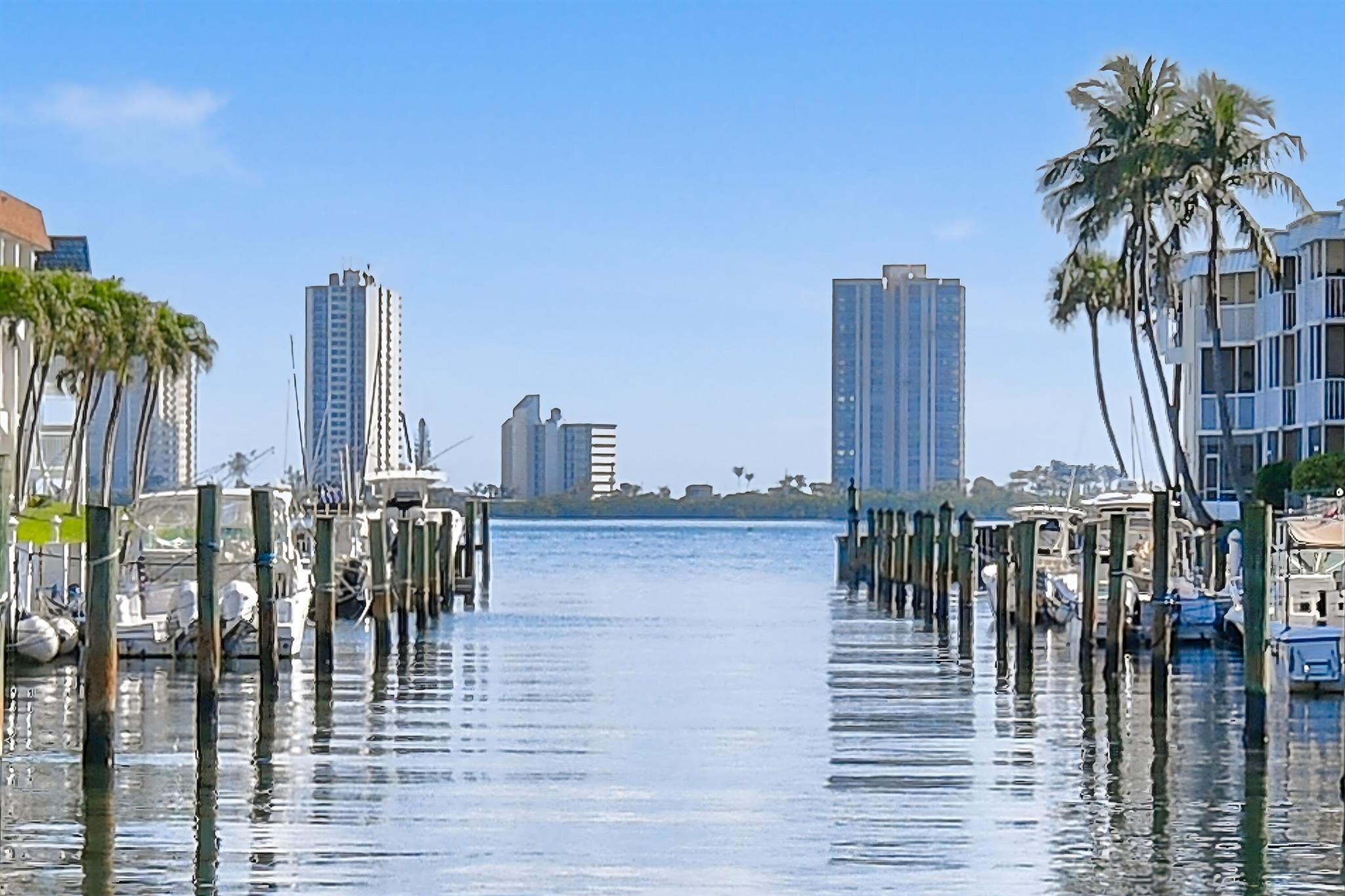 236 Castlewood Drive 305