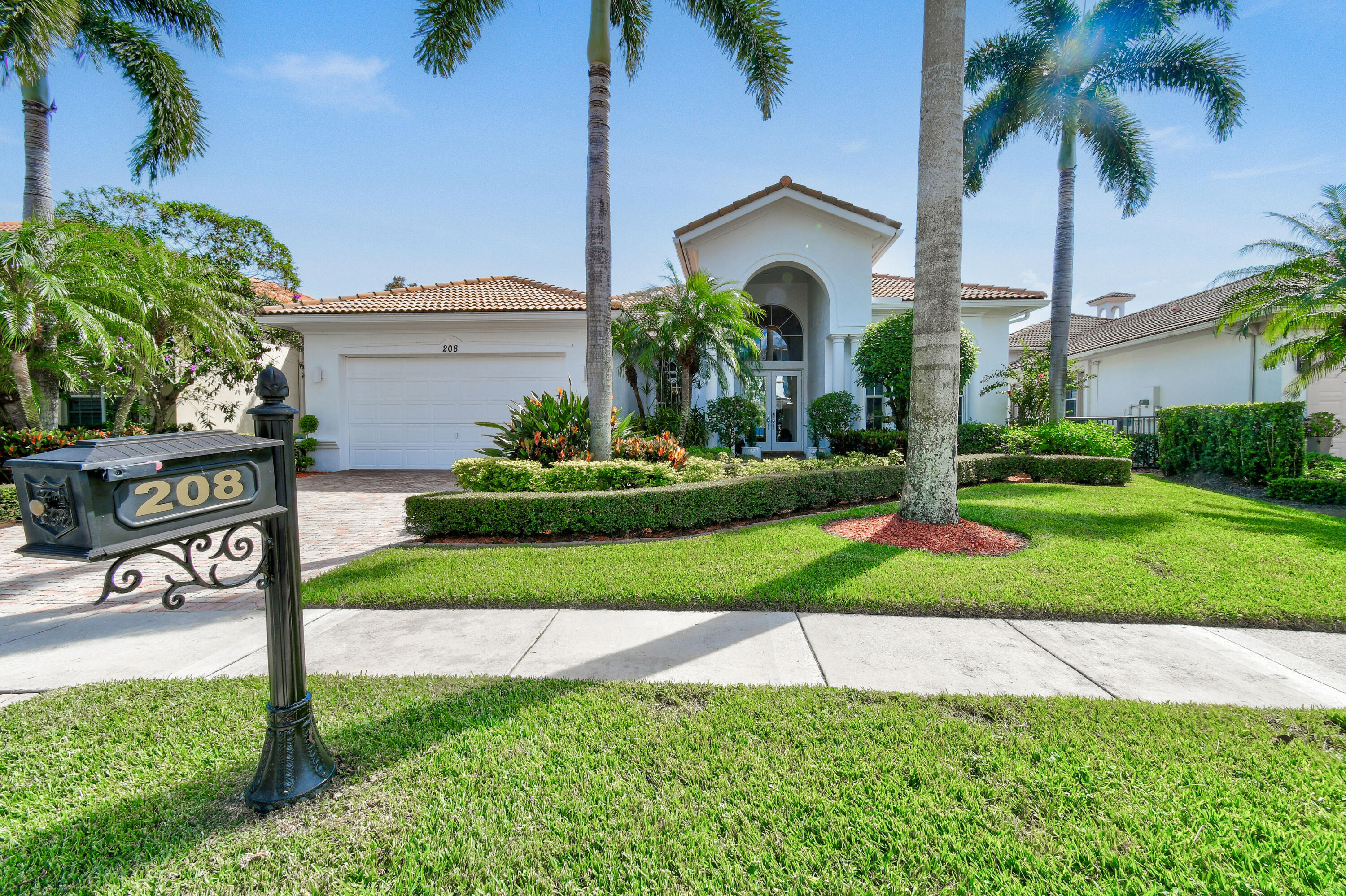 208 Montant Drive