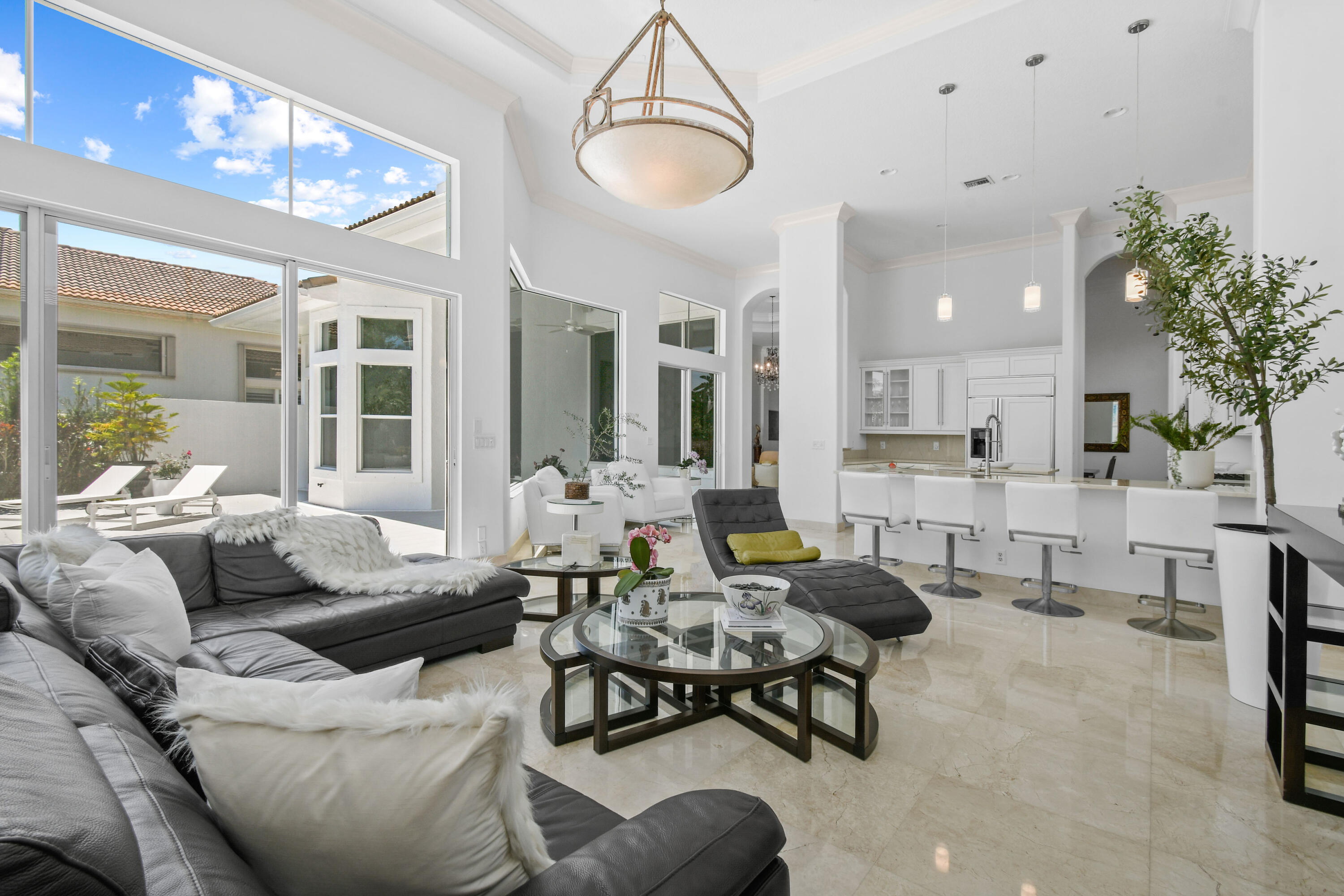 208 Montant Drive