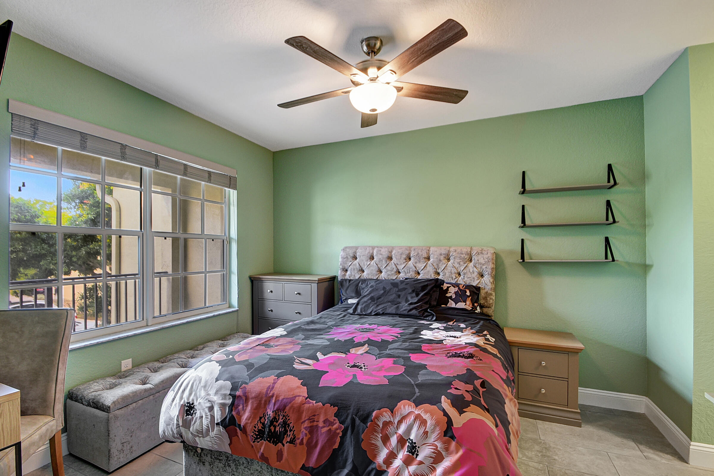 1401 Belmont Place