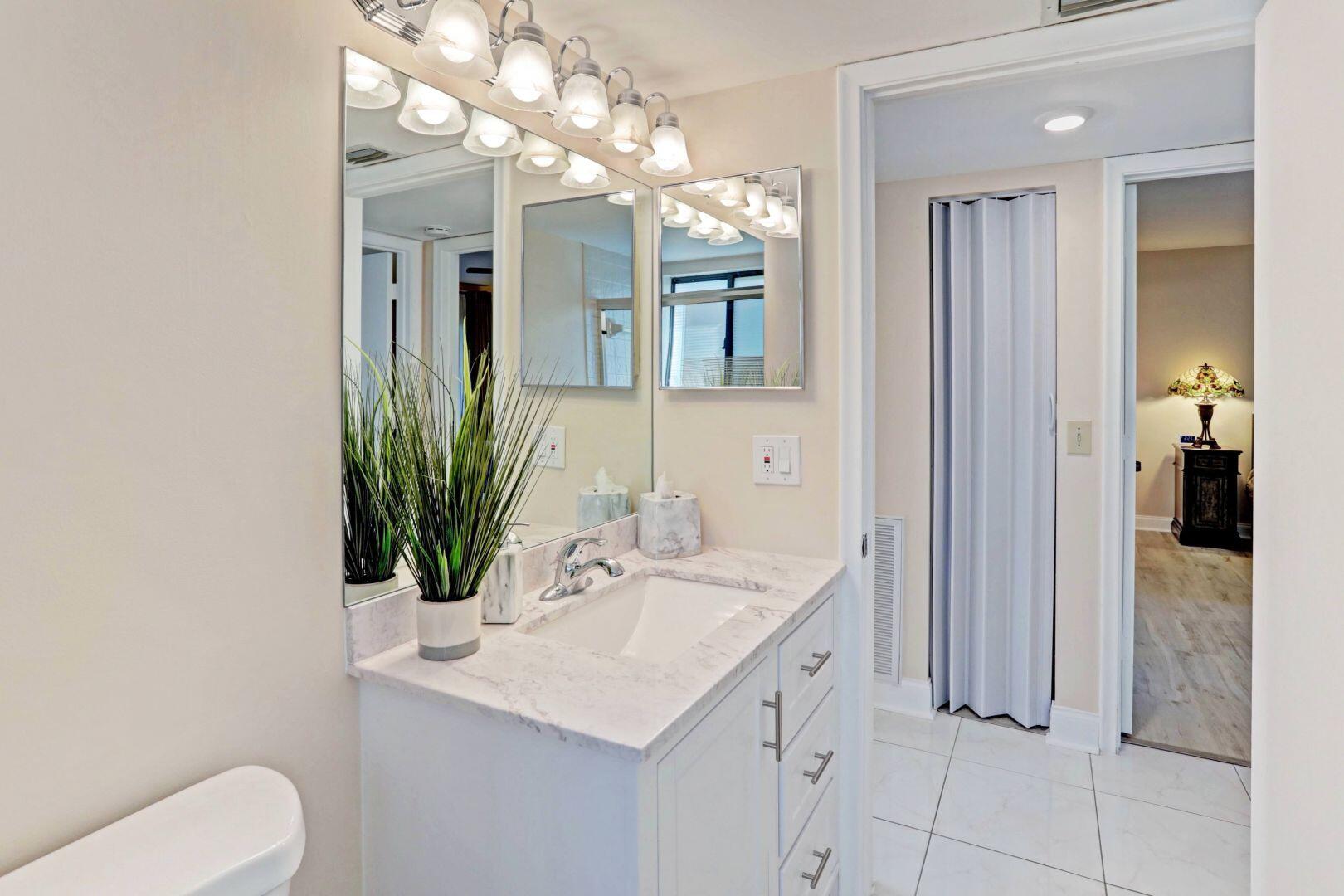 2205 SW 22nd Avenue 1030