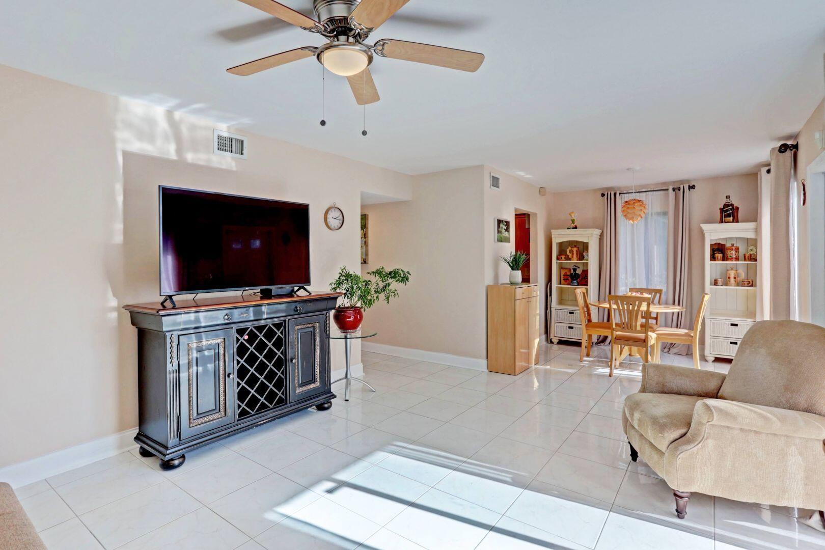 2205 SW 22nd Avenue 1030