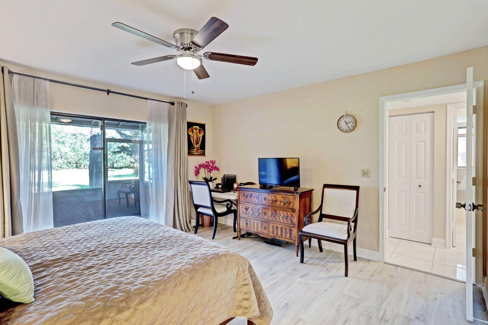 2205 SW 22nd Avenue 1030