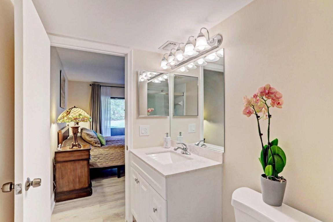 2205 SW 22nd Avenue 1030