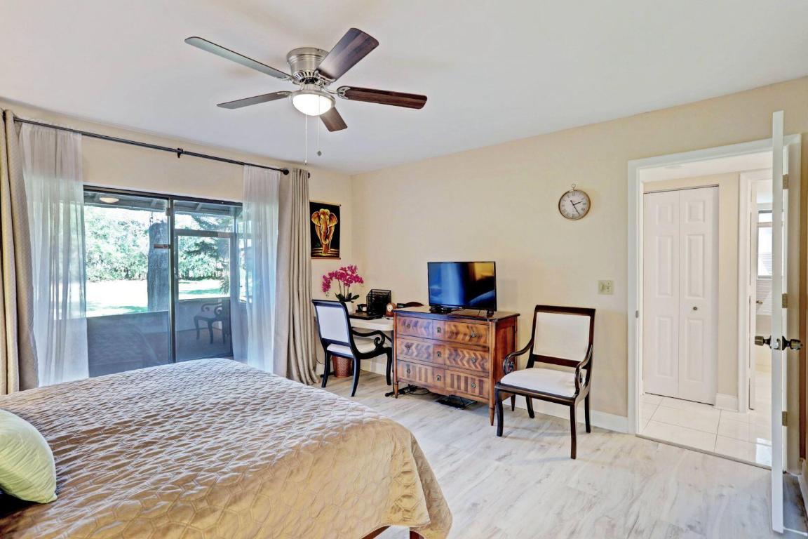 2205 SW 22nd Avenue 1030