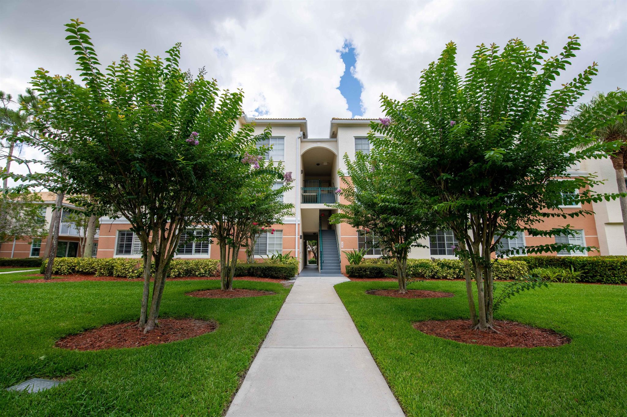 4103 Myrtlewood Circle E