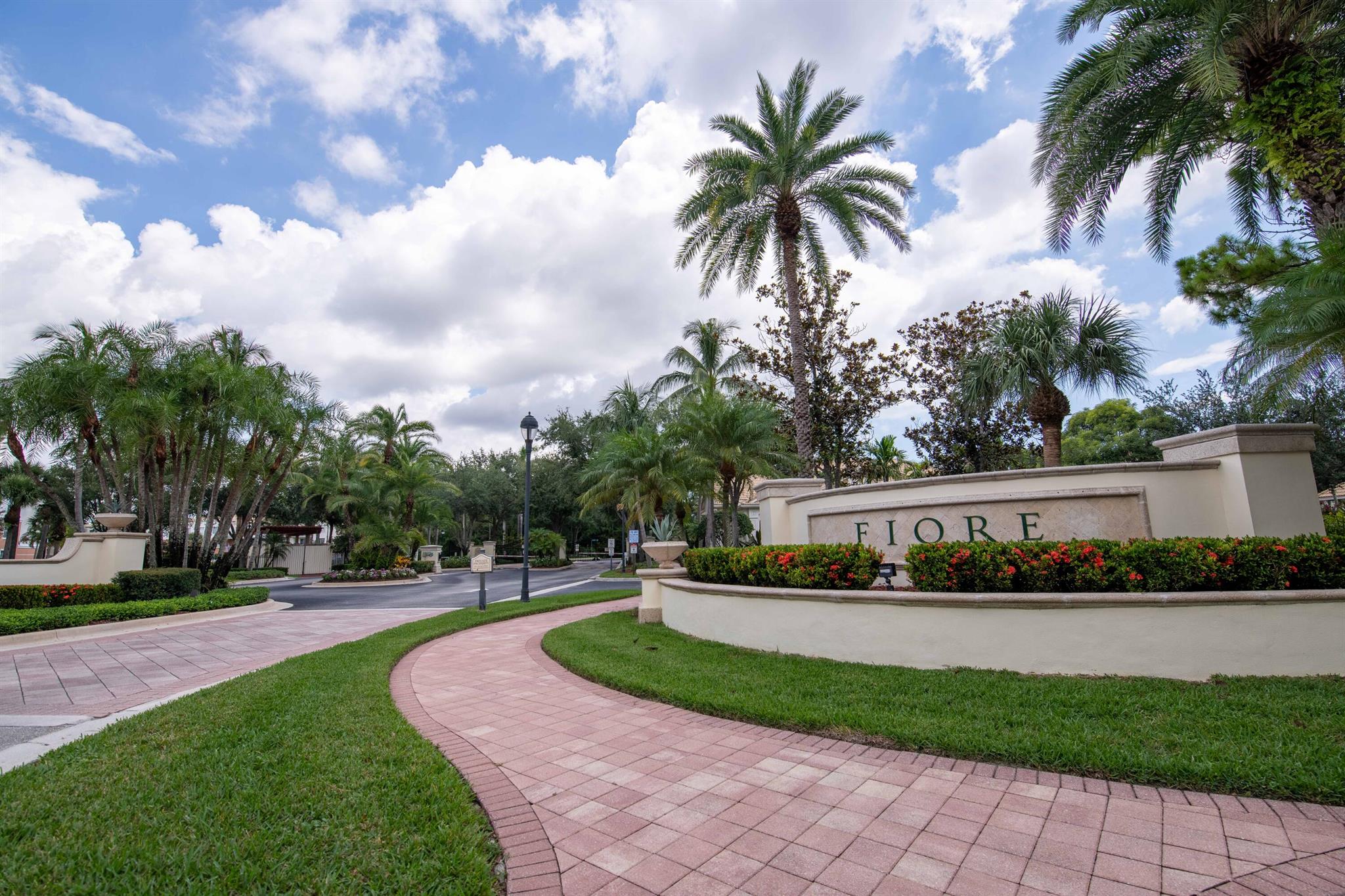 4103 Myrtlewood Circle E