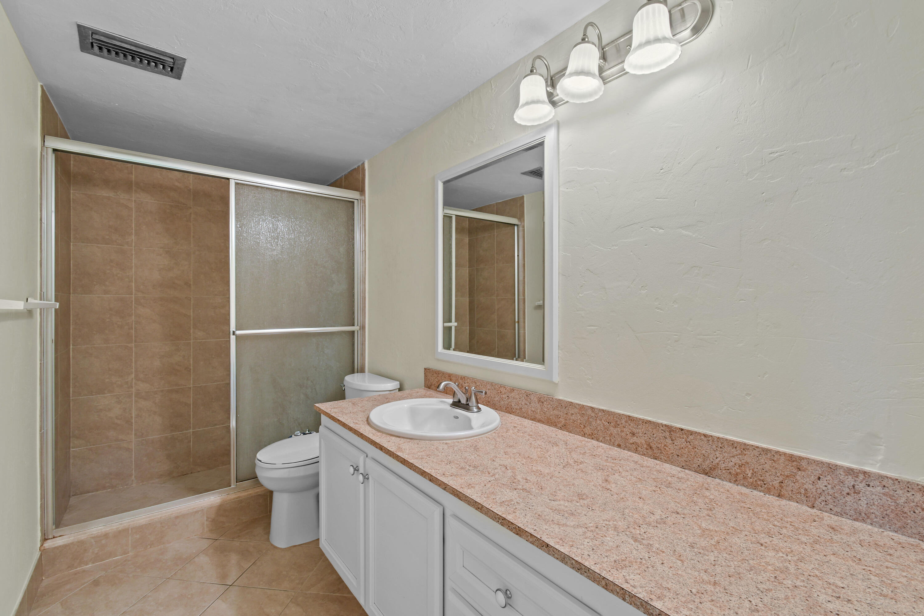 2800 N Ocean Drive A-8b