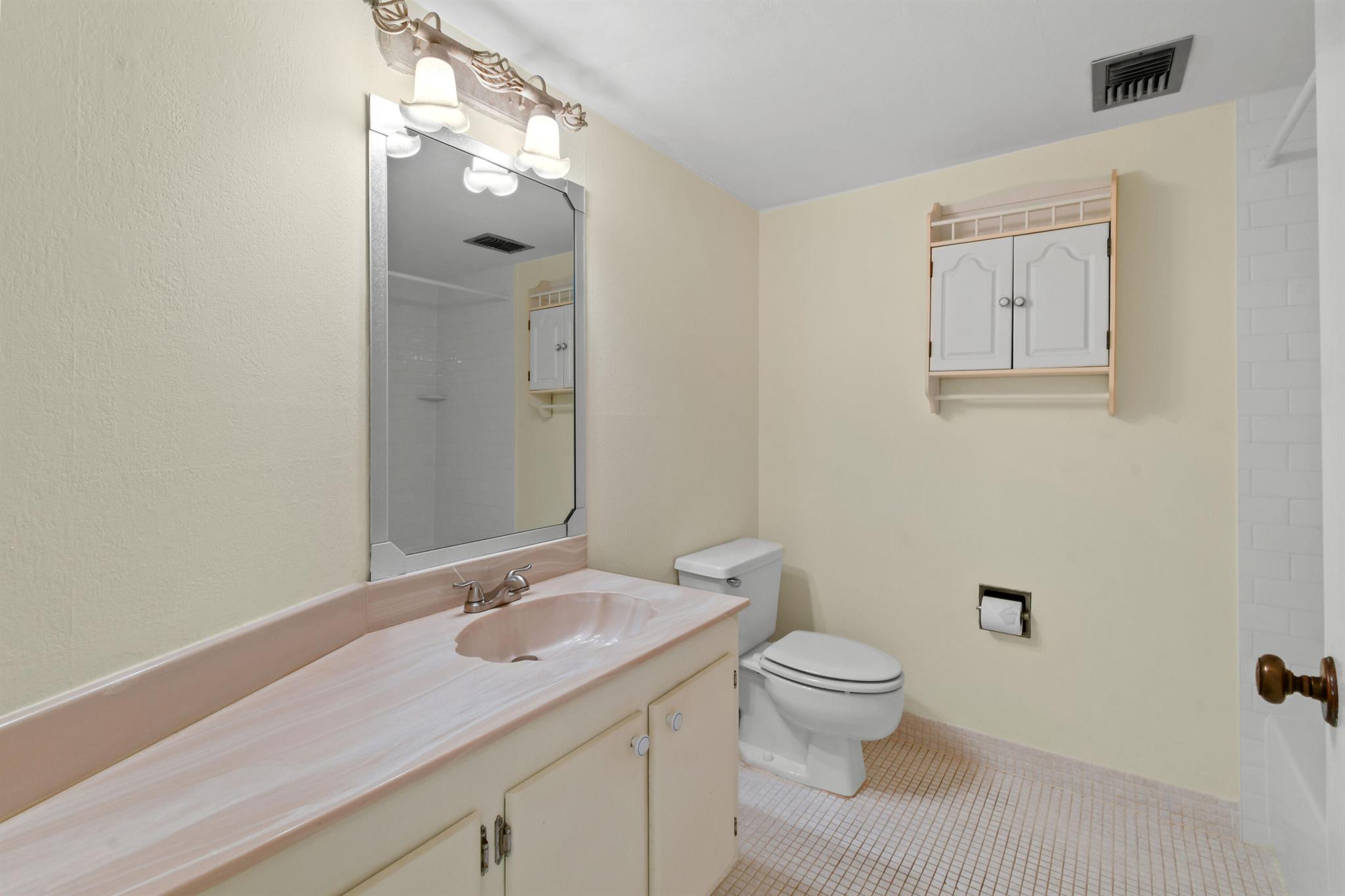 2800 N Ocean Drive A-8b