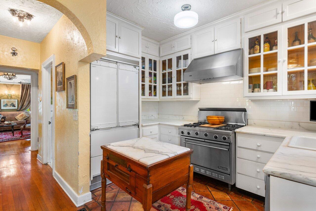 739 Sunset Road