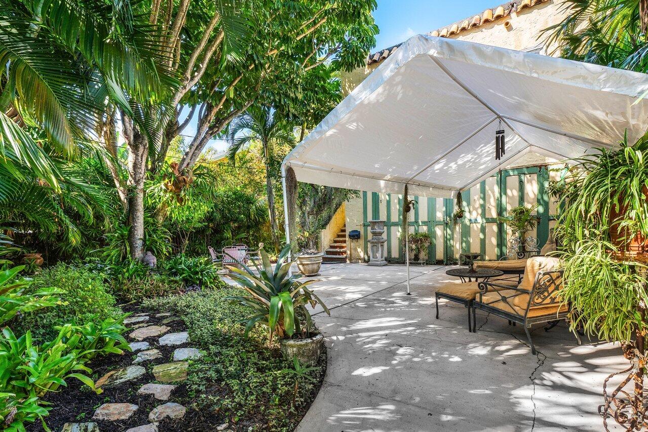 739 Sunset Road