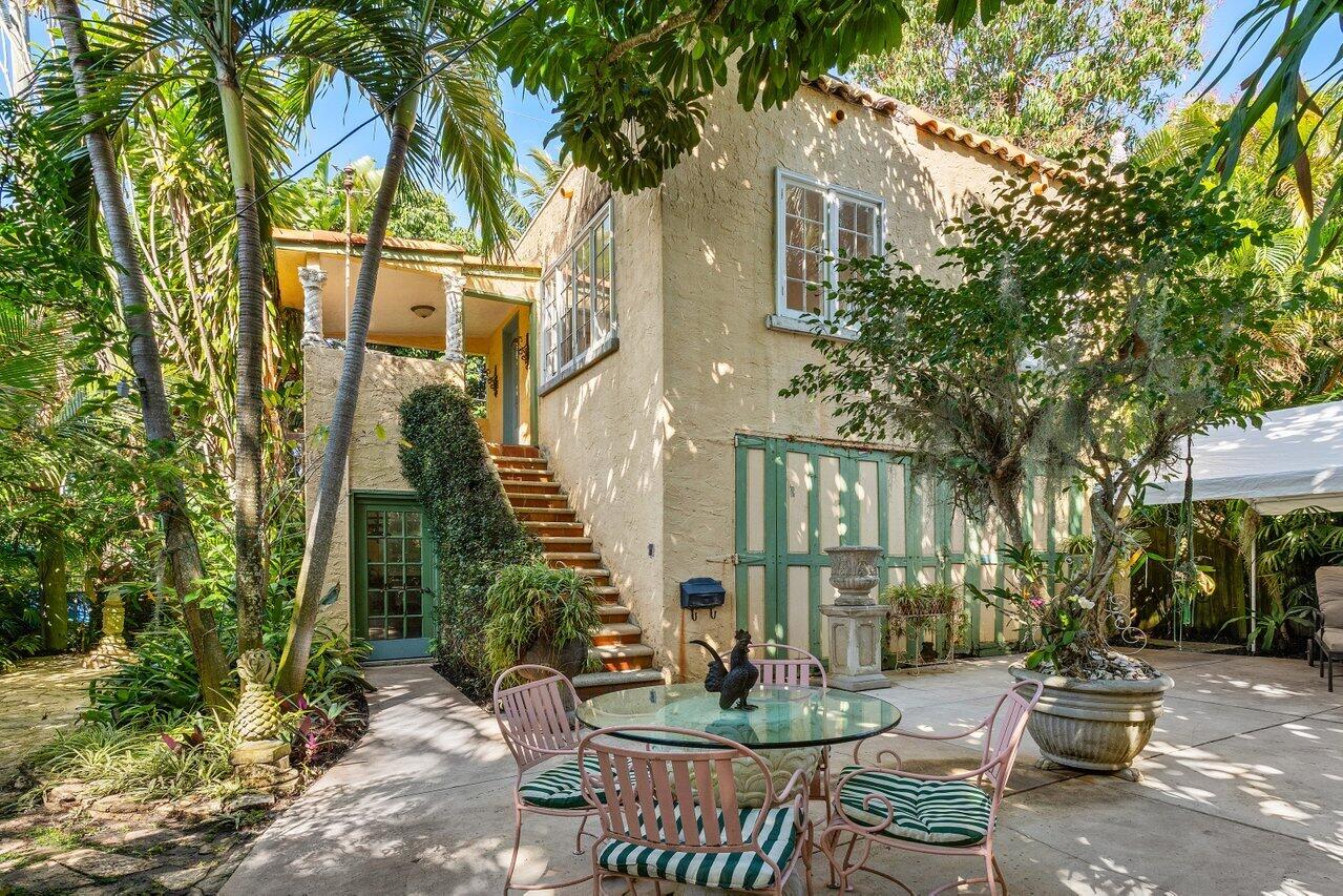 739 Sunset Road