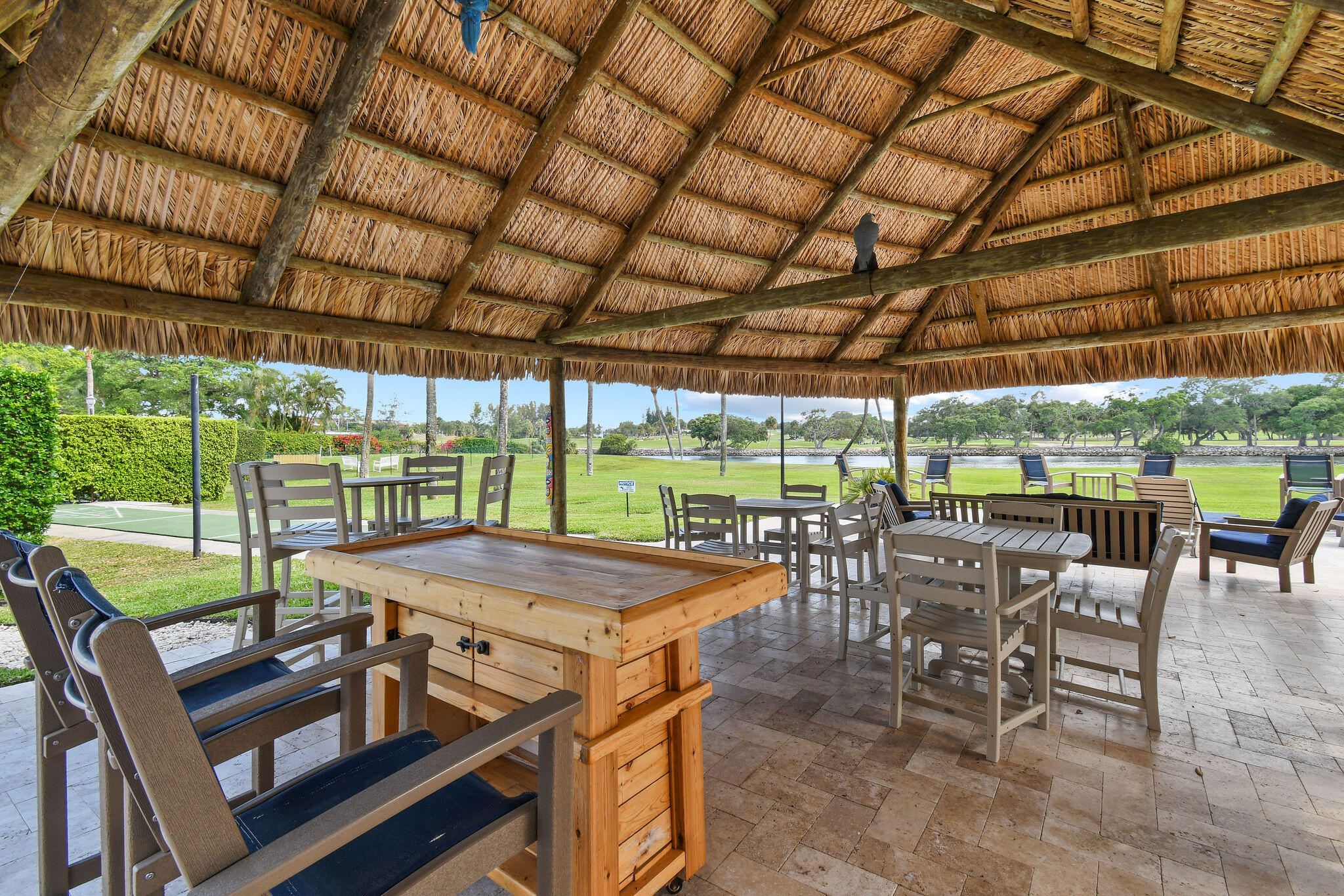 336 Golfview Road 909