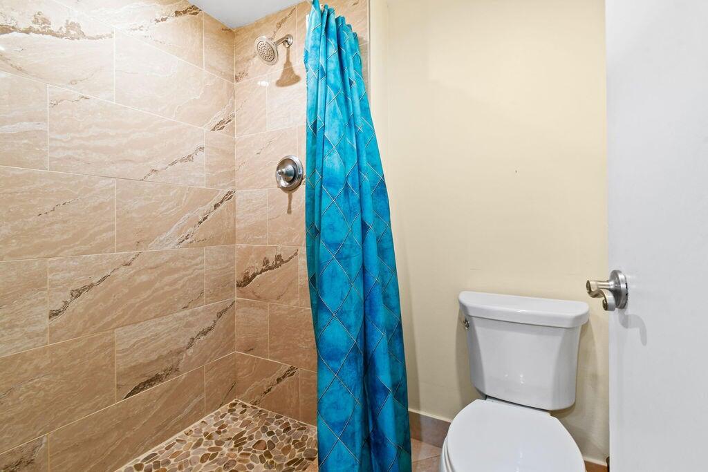 300 Golfview Road 504