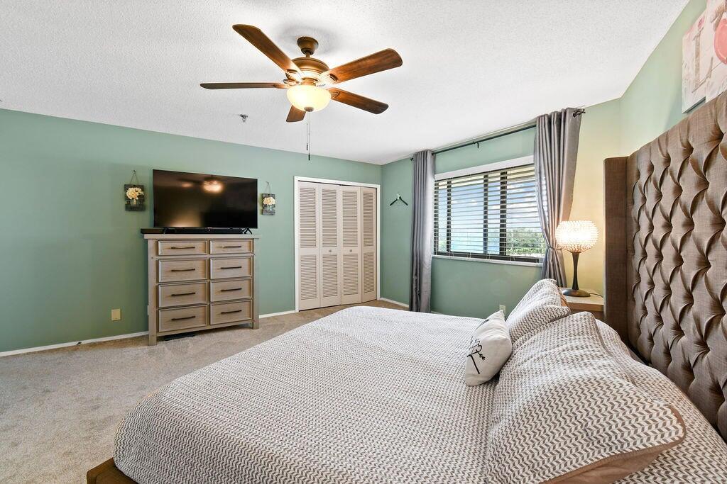 300 Golfview Road 504