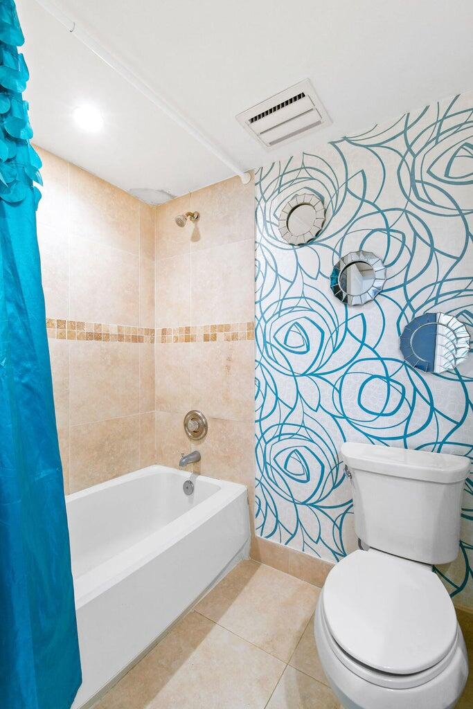 300 Golfview Road 504