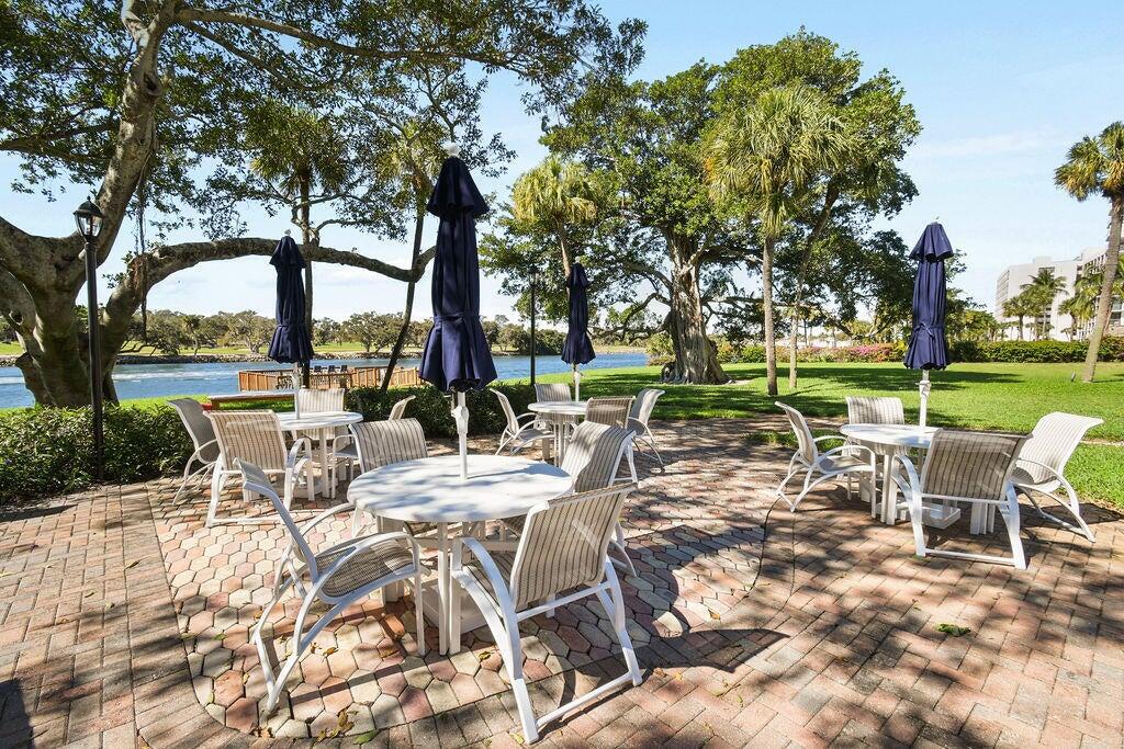 300 Golfview Road 504