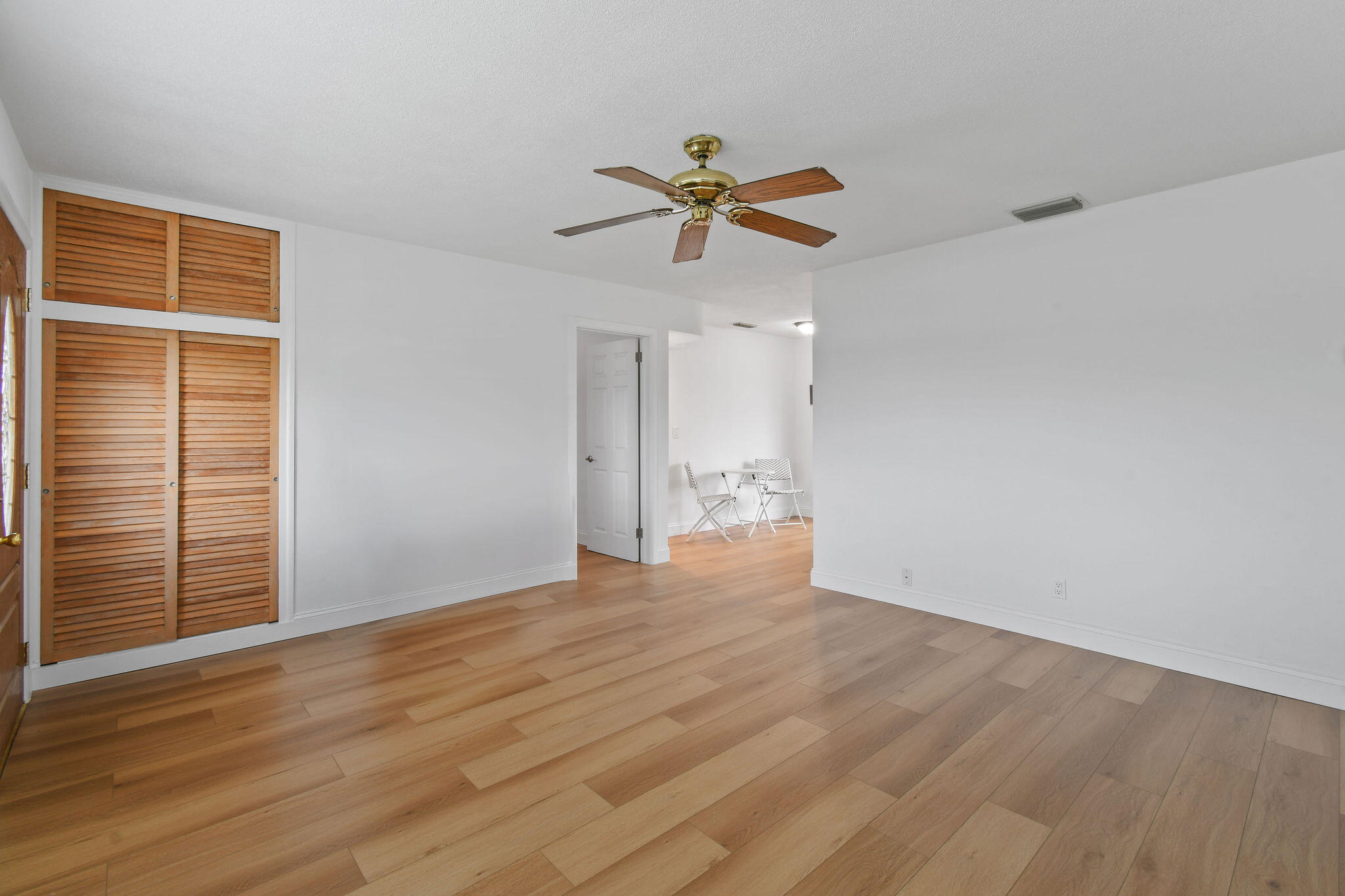631 W Jasmine Drive