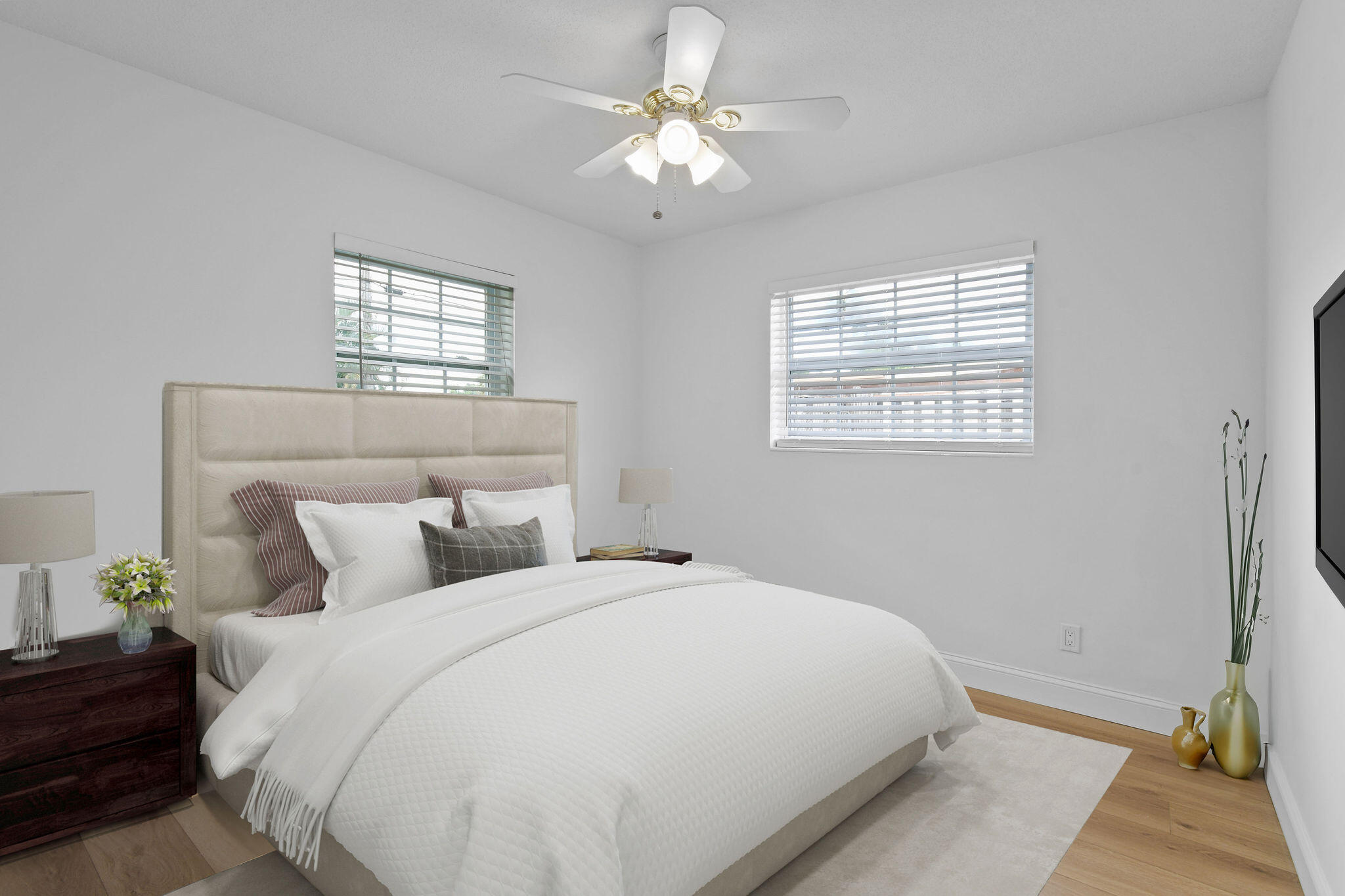 631 W Jasmine Drive