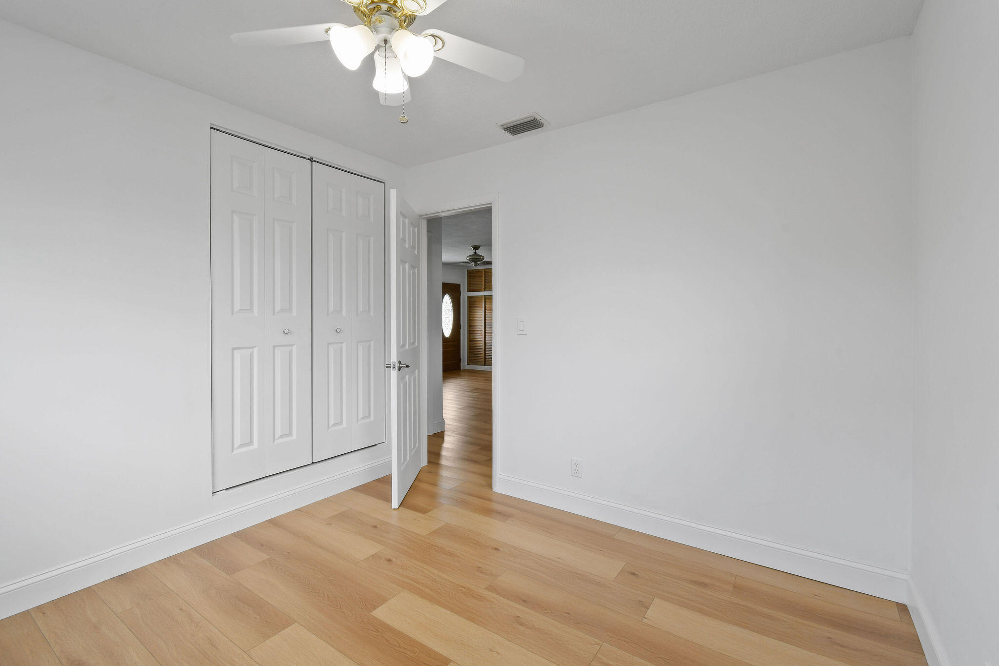631 W Jasmine Drive