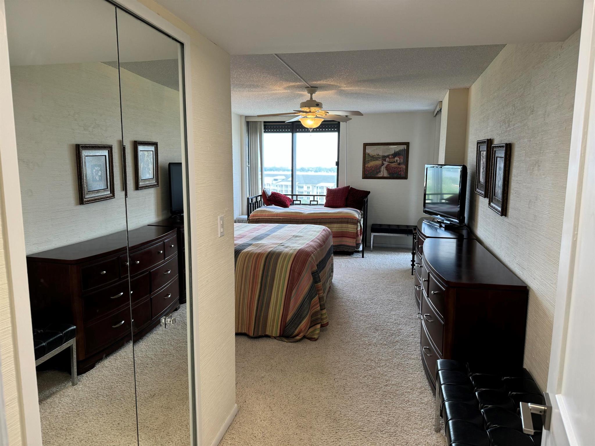 2450 Presidential Way 1107