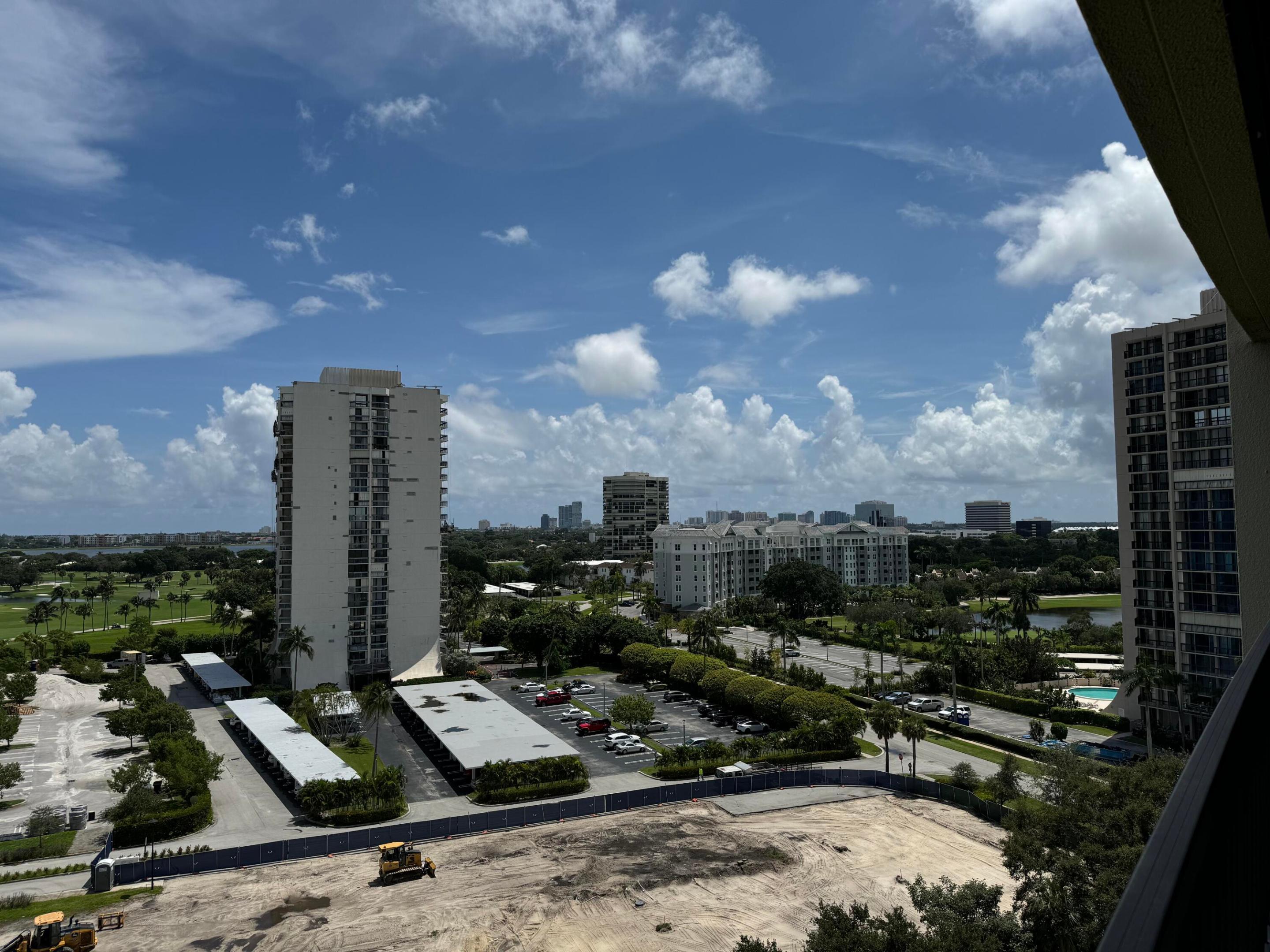 2450 Presidential Way 1107