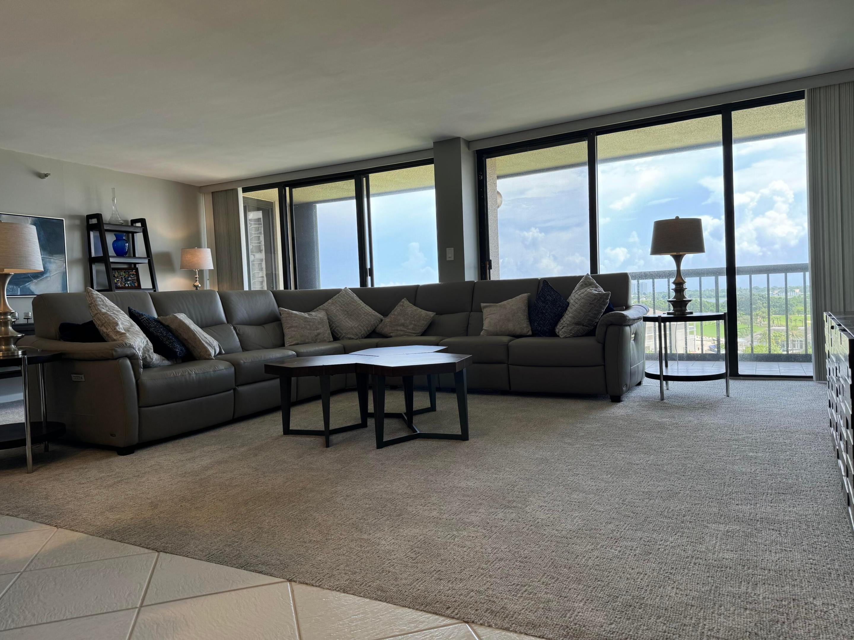 2450 Presidential Way 1107