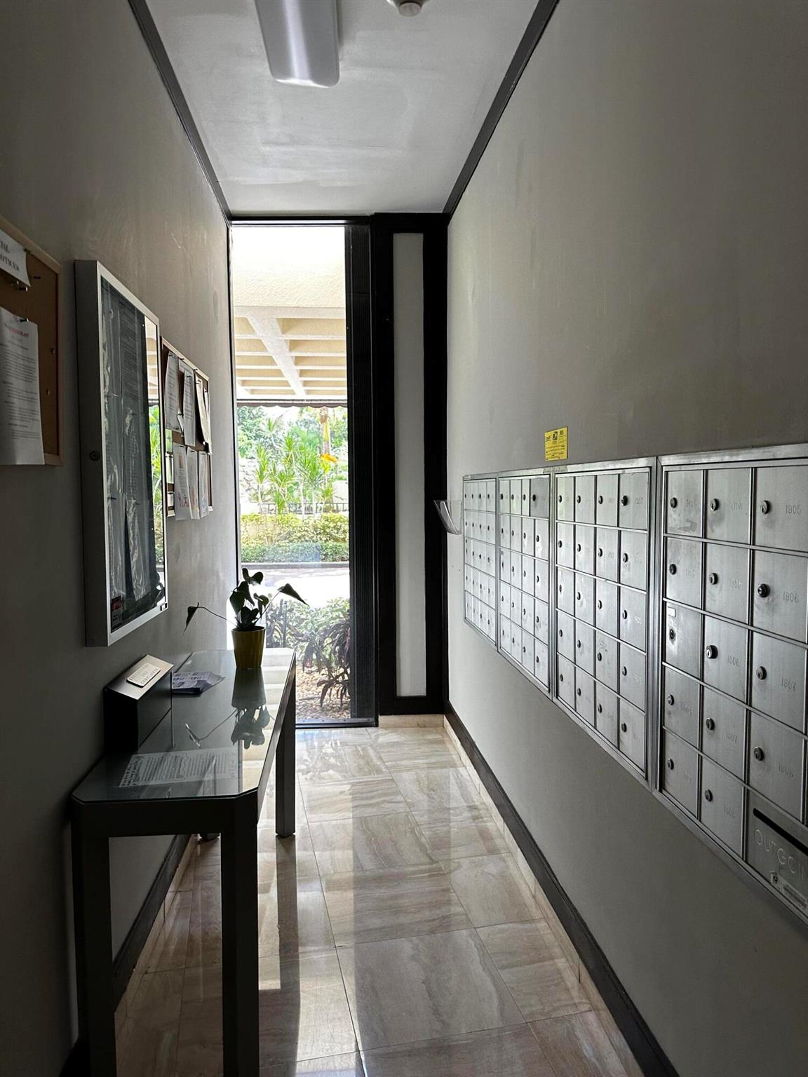 2450 Presidential Way 1107