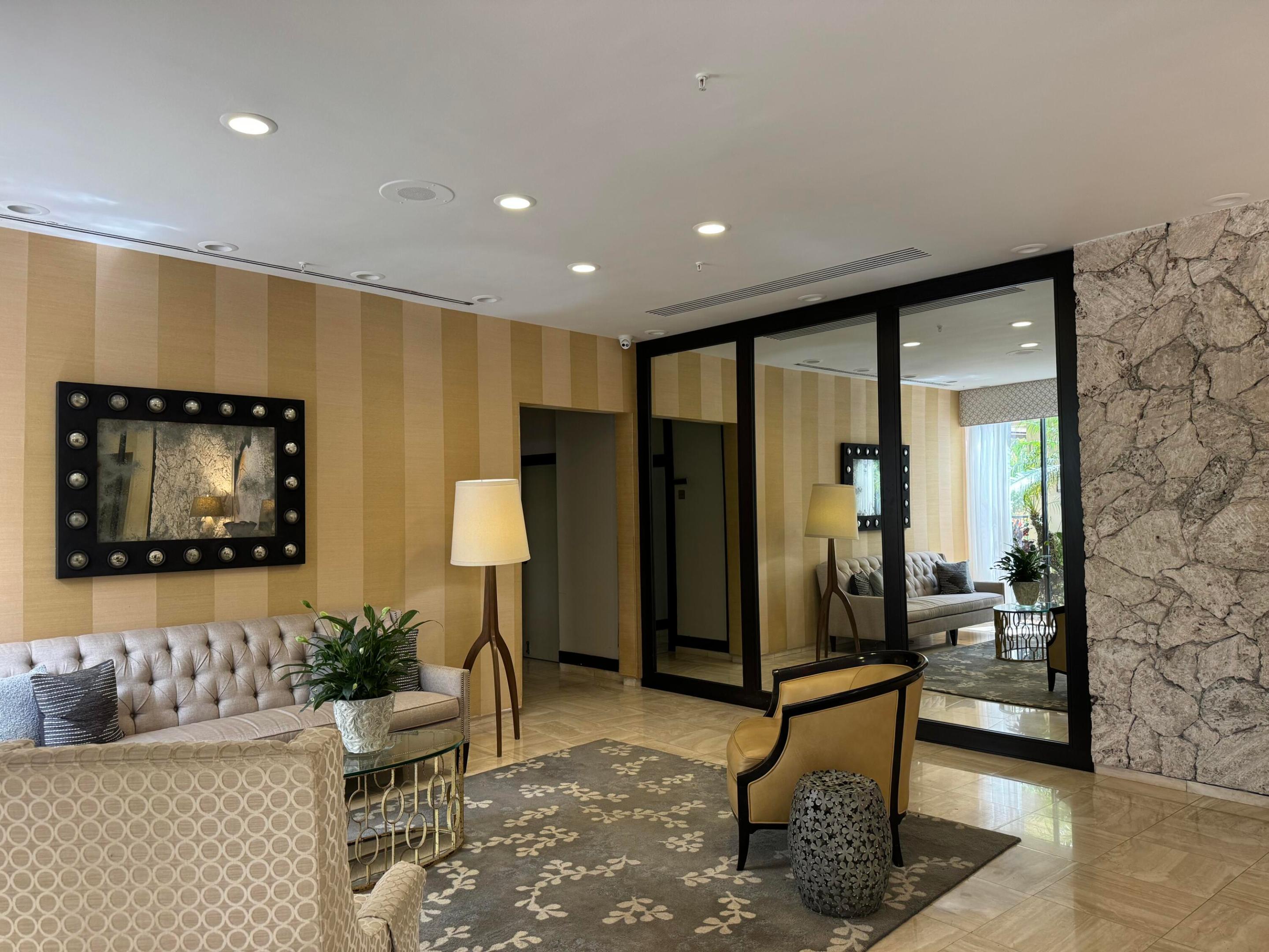 2450 Presidential Way 1107