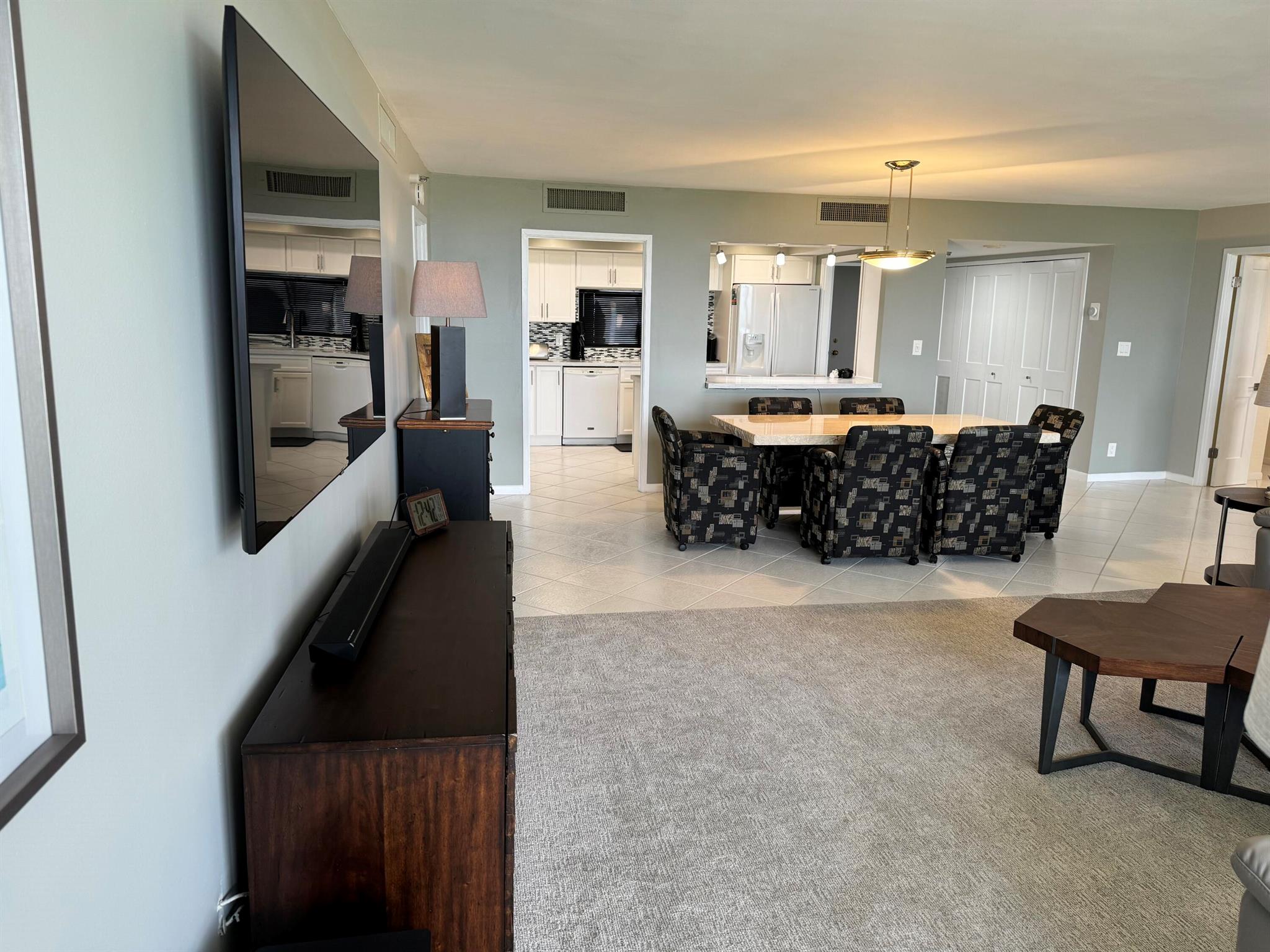 2450 Presidential Way 1107