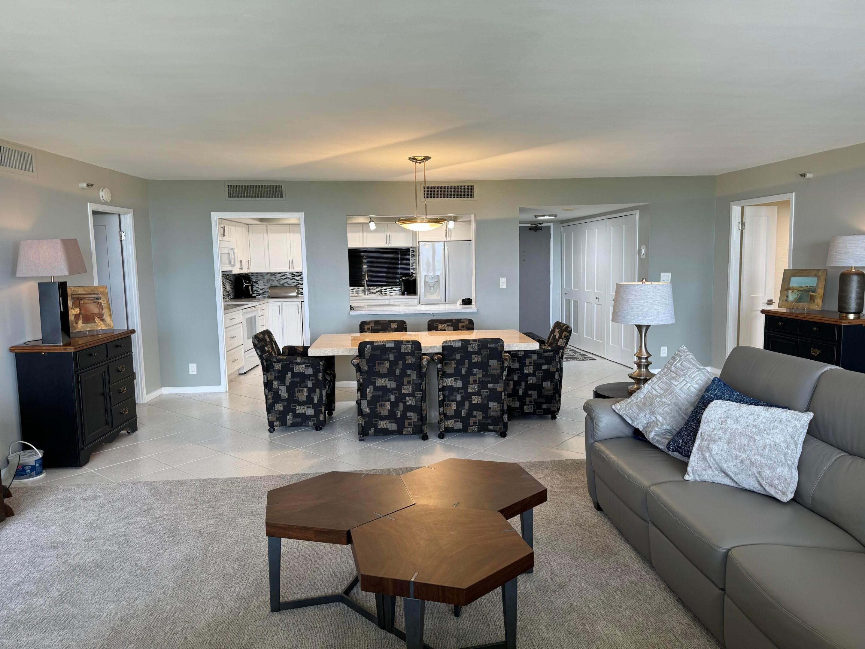 2450 Presidential Way 1107