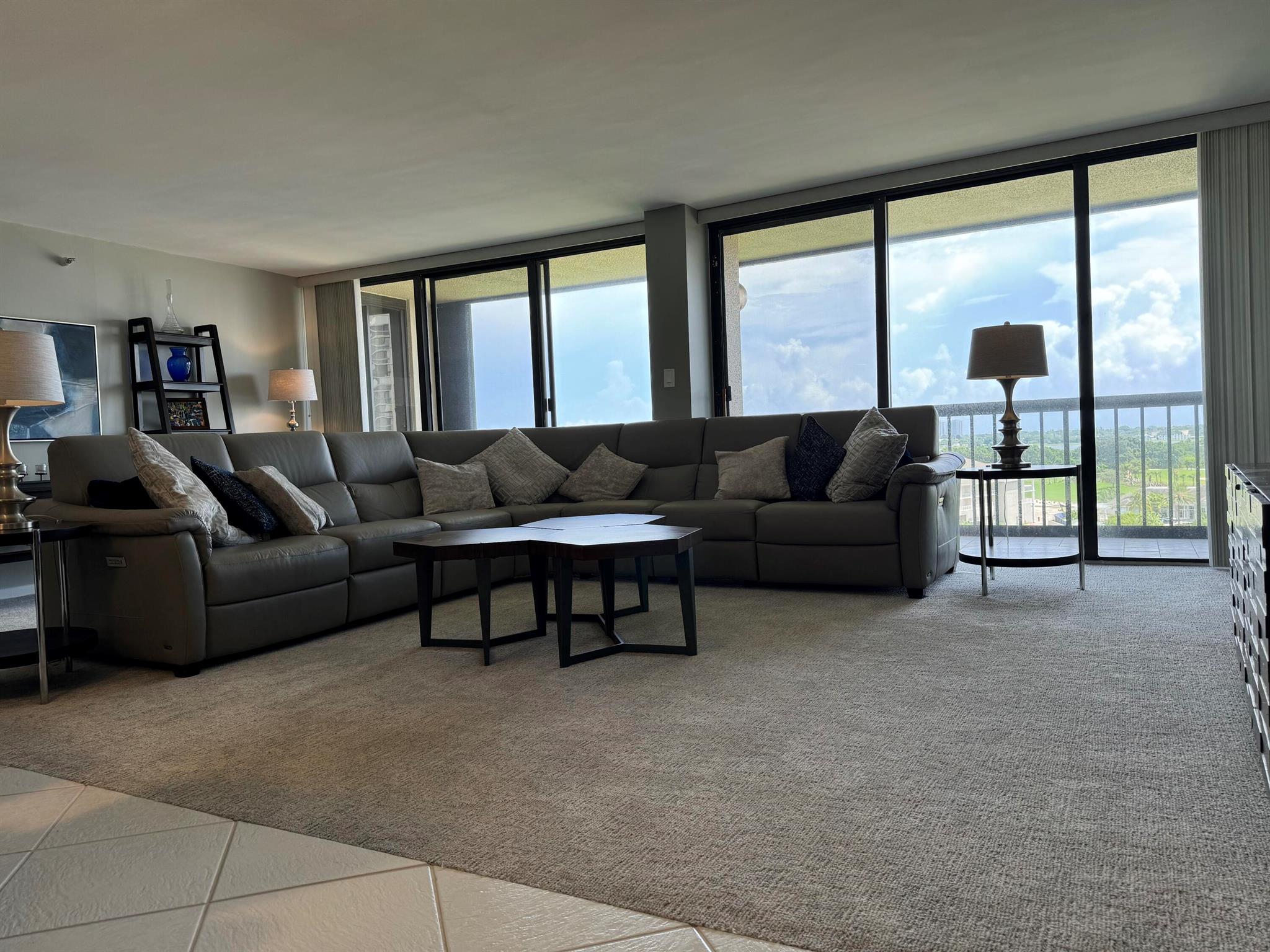 2450 Presidential Way 1107