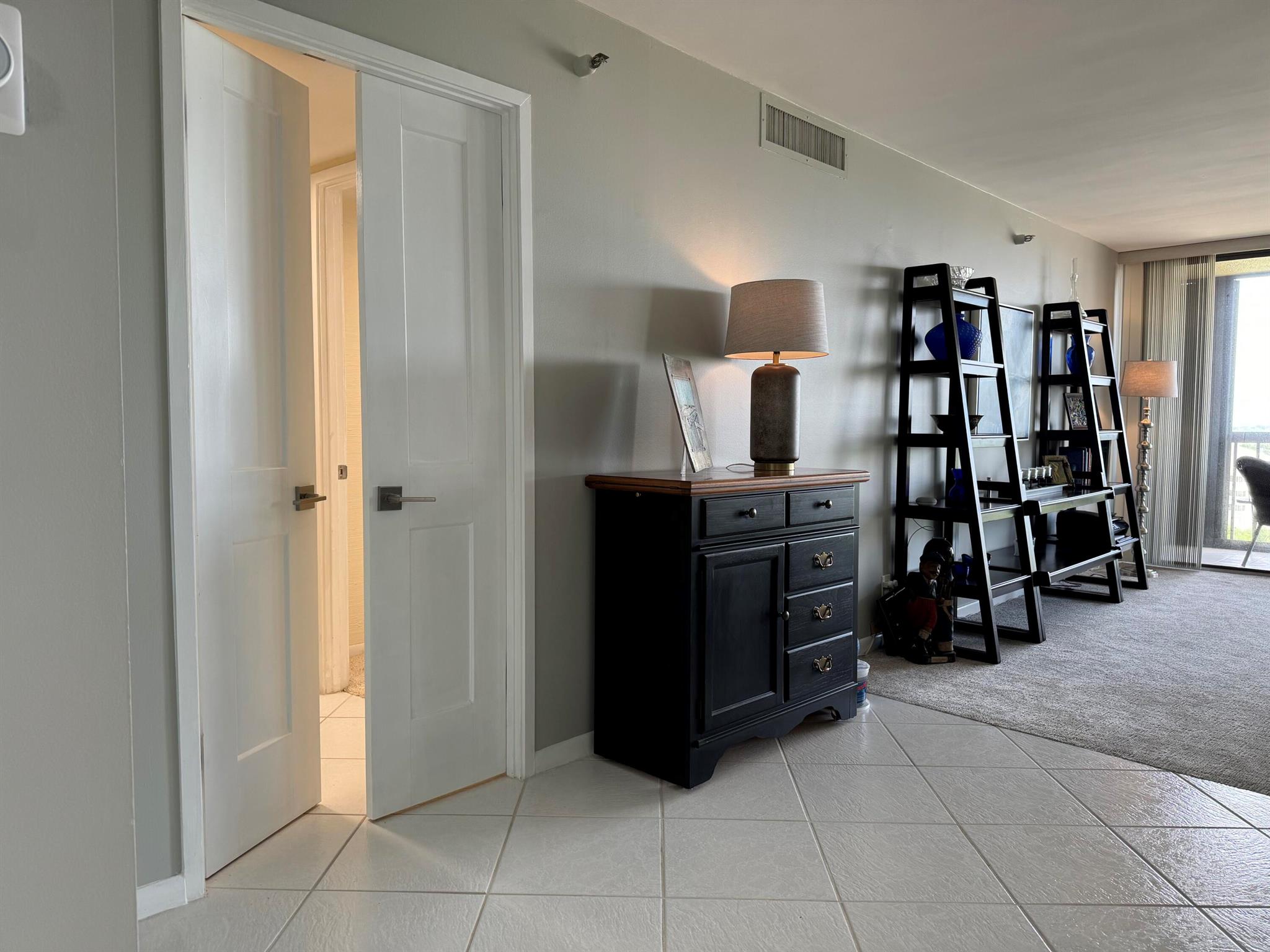 2450 Presidential Way 1107